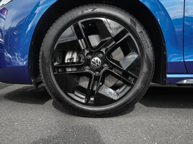Volkswagen Passat view 7