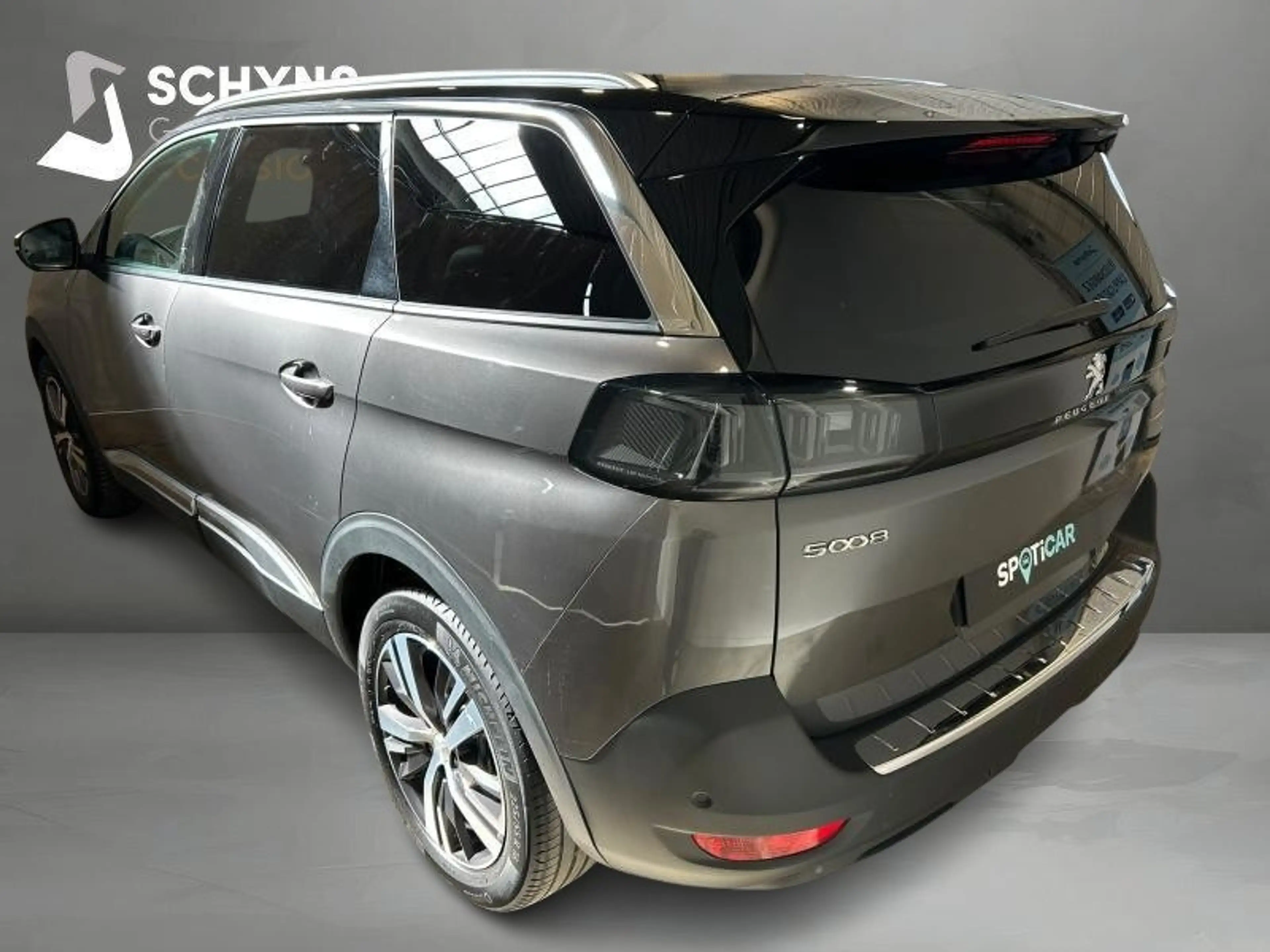 Peugeot 5008 II Roadtrip — photo 8