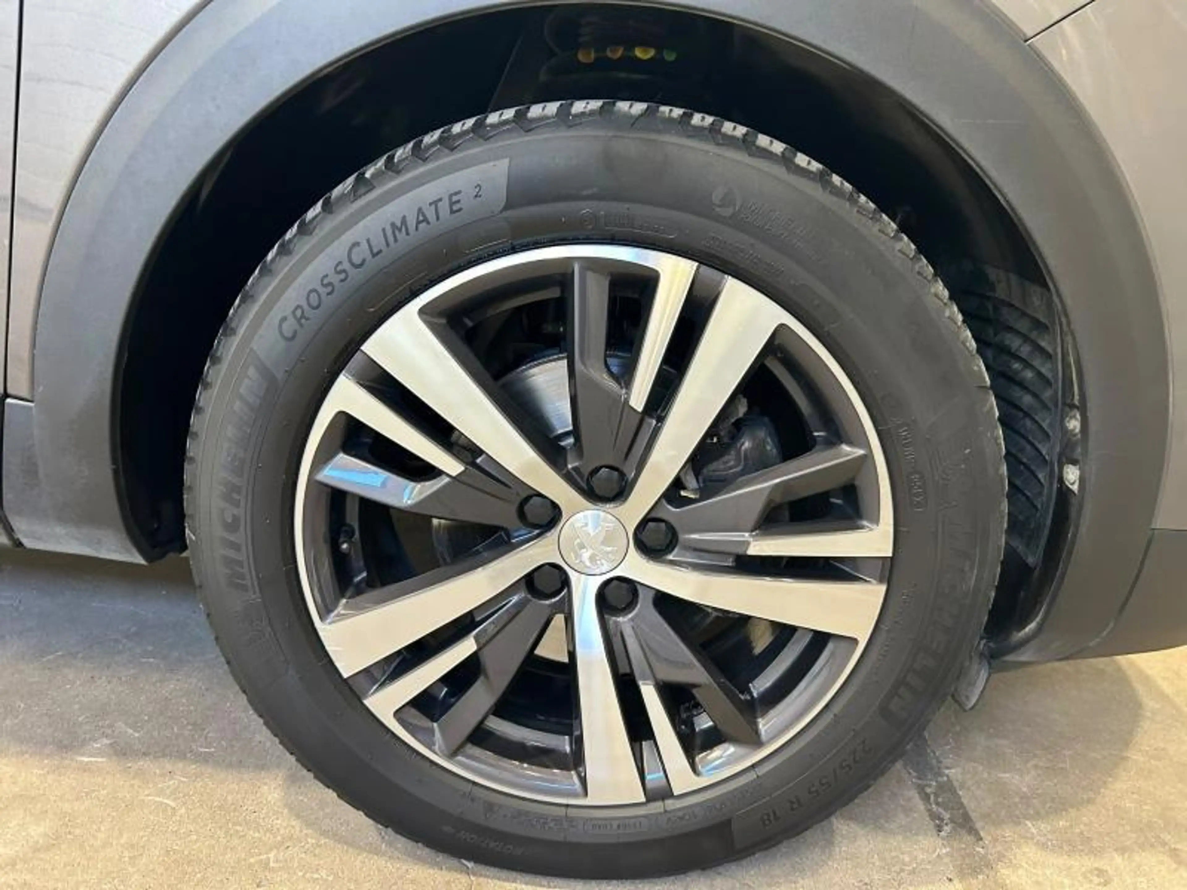 Peugeot 5008 II Roadtrip — photo 11