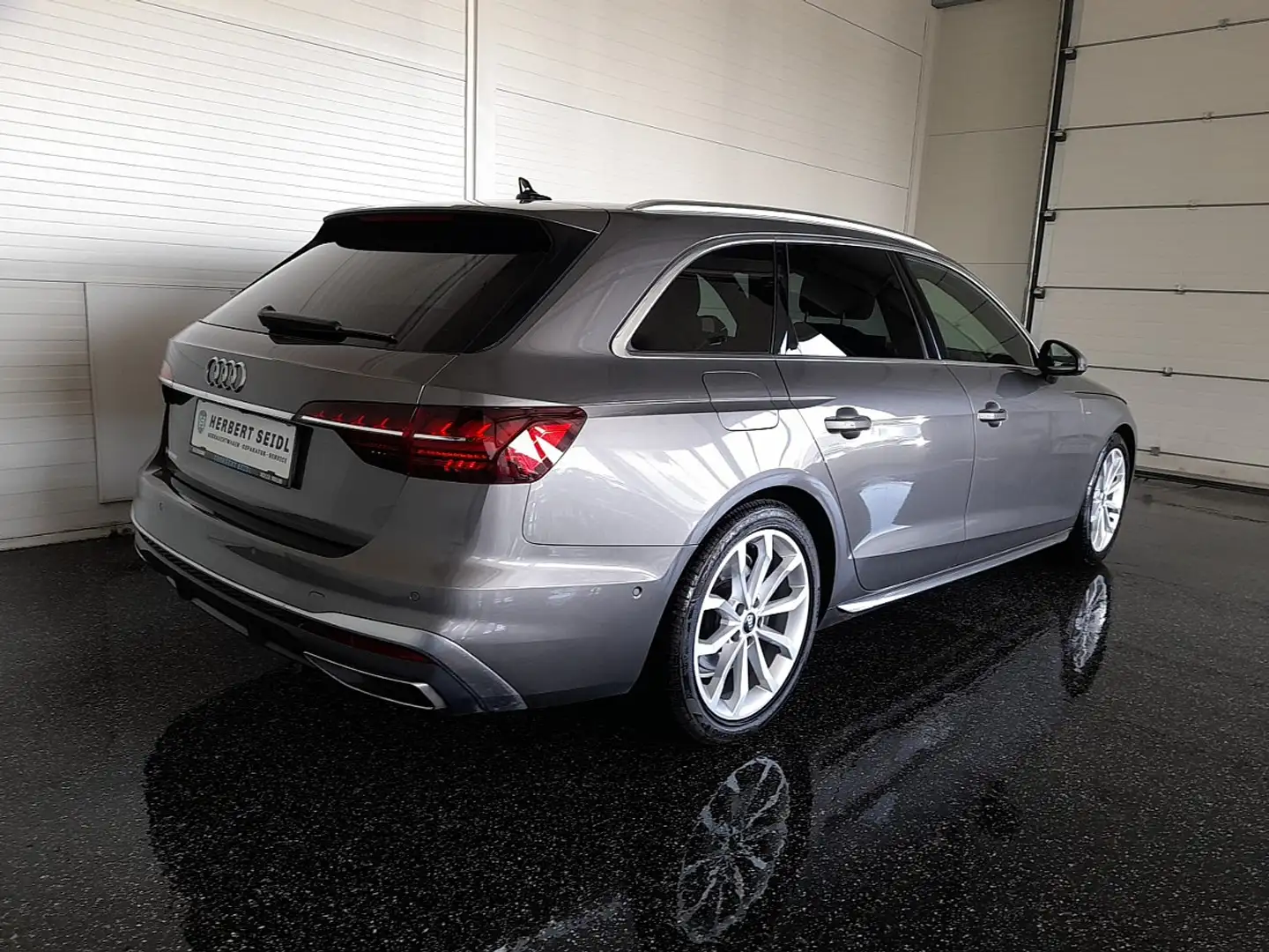 Audi A4 Avant S-LINE 35 TDI S-tr. *NP: € 77.491,- / EXC... Grau - 2
