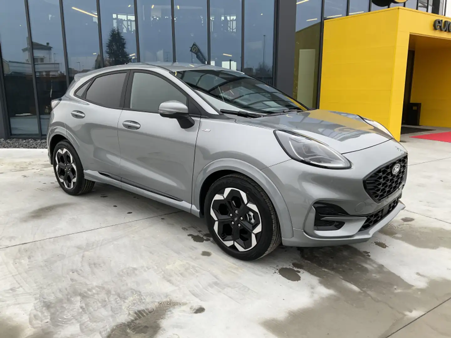 Ford Puma 1.0 EcoBoost Hybrid 125 CV S&S ST-Line X Argento - 1