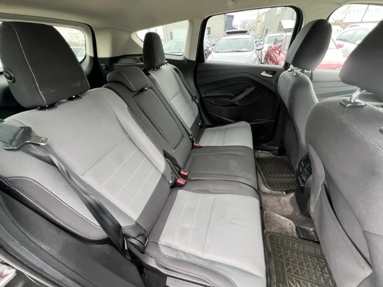 Ford Escape снимка Ford Escape
