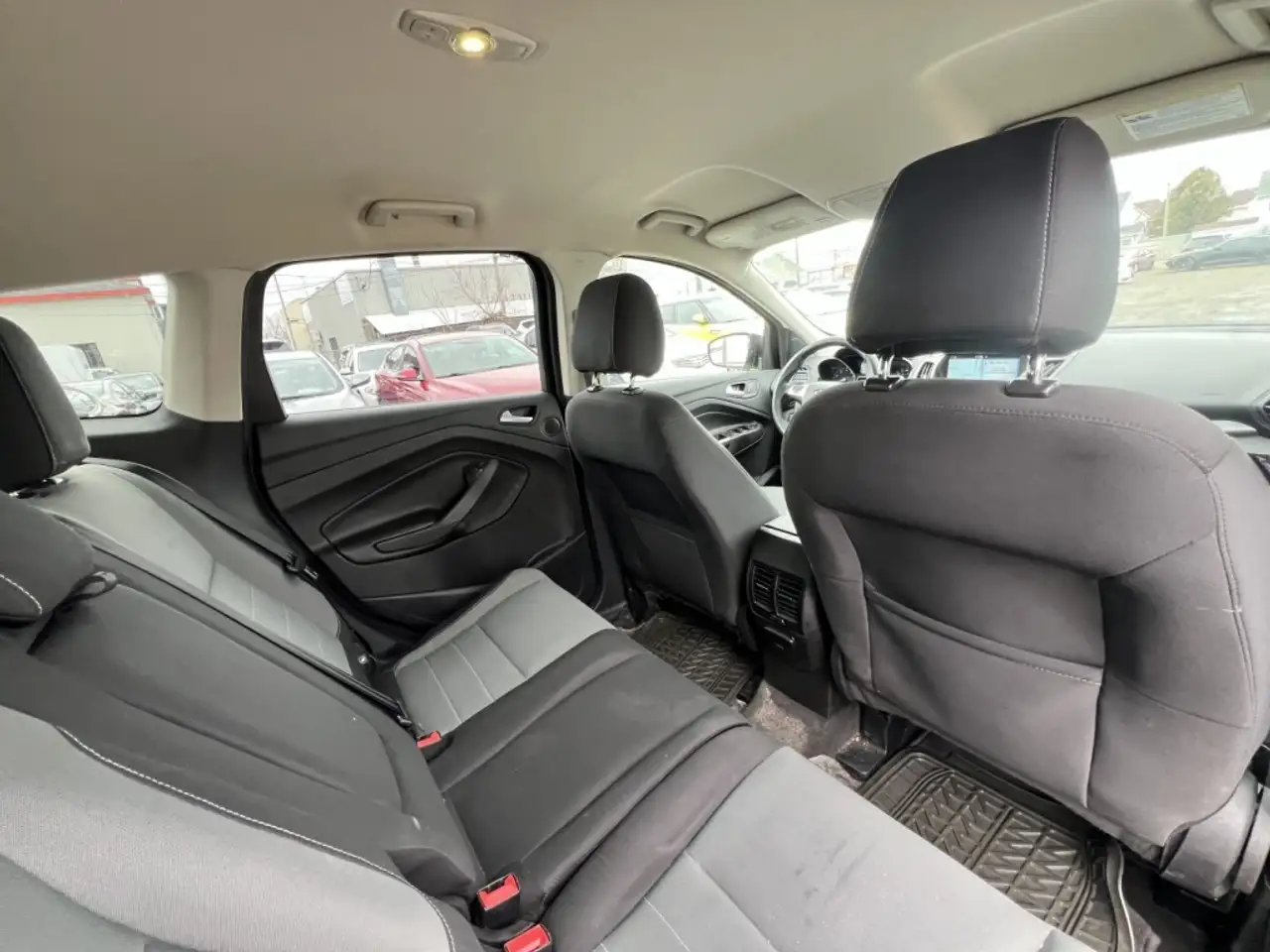 Ford Escape снимка Ford Escape
