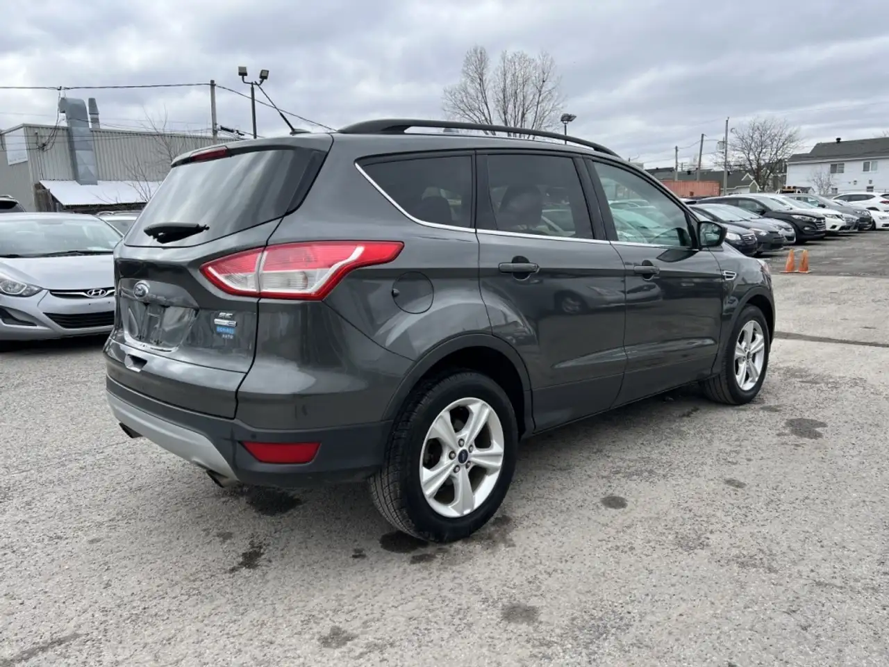 Ford Escape снимка Ford Escape