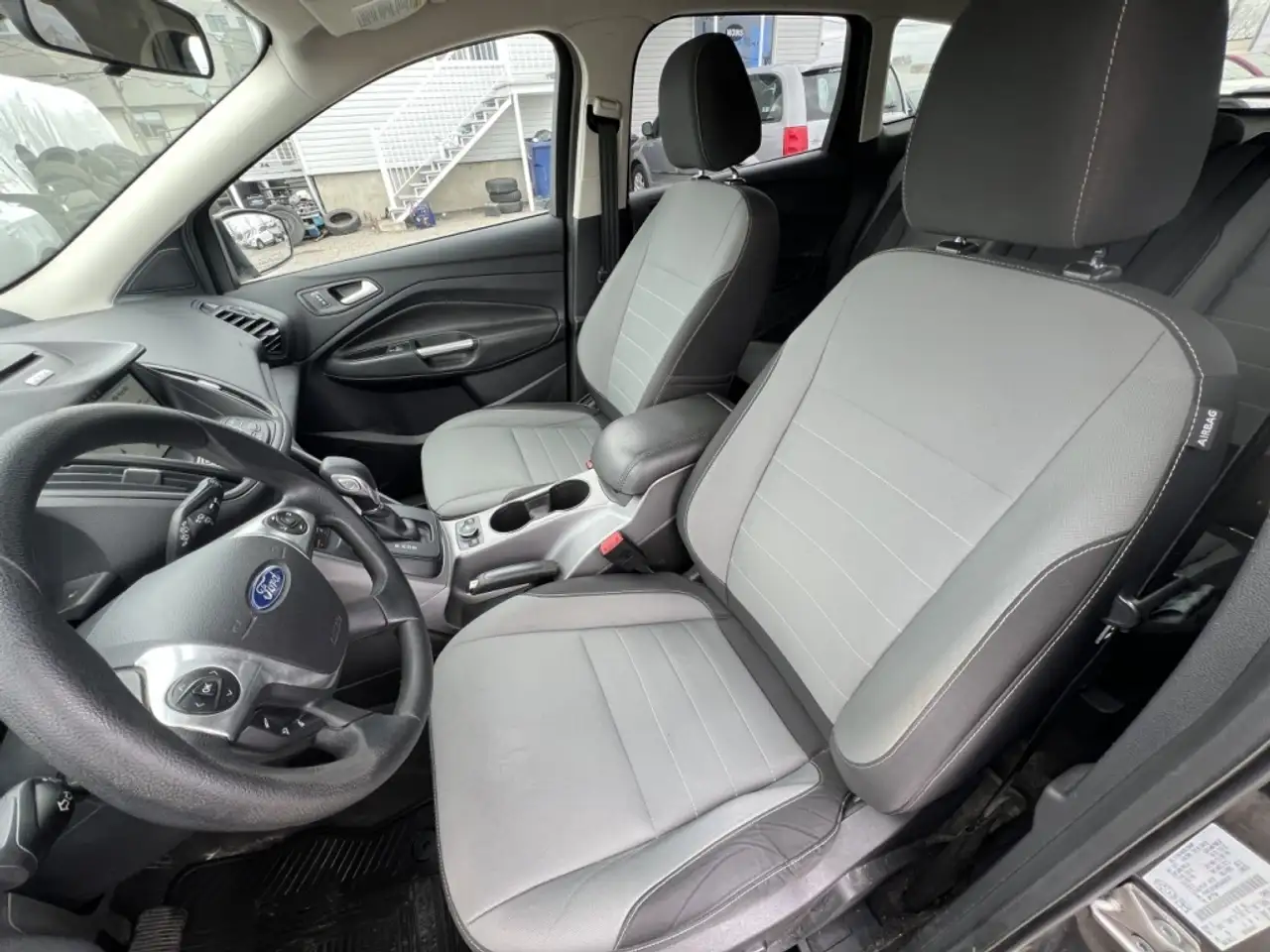 Ford Escape снимка Ford Escape