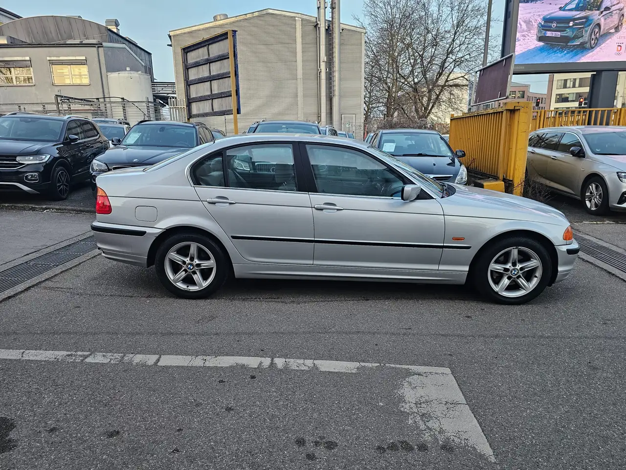 BMW 320 3er 320i Automatik TÜV bis 01.2028, foto 4