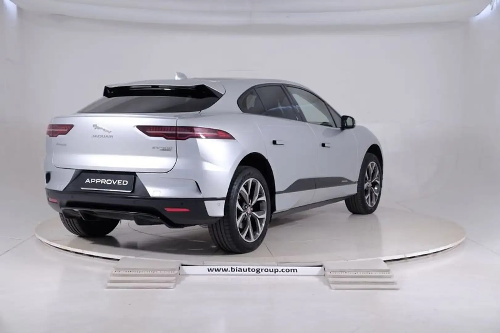 Jaguar I-Pace EV 90kWh S awd 400cv auto Stříbrná - 2