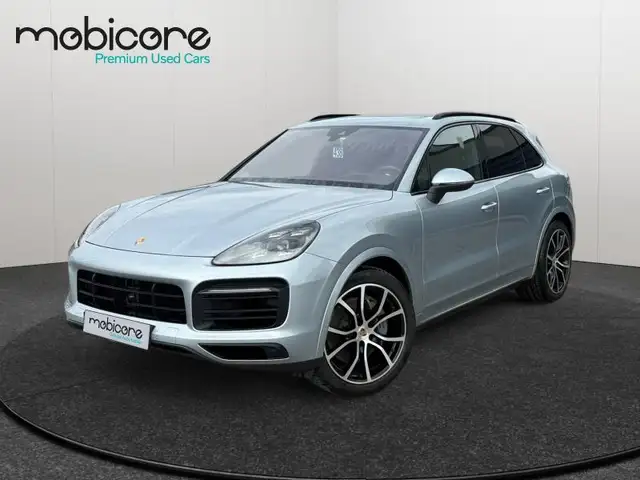 Porsche Cayenne S / Essence