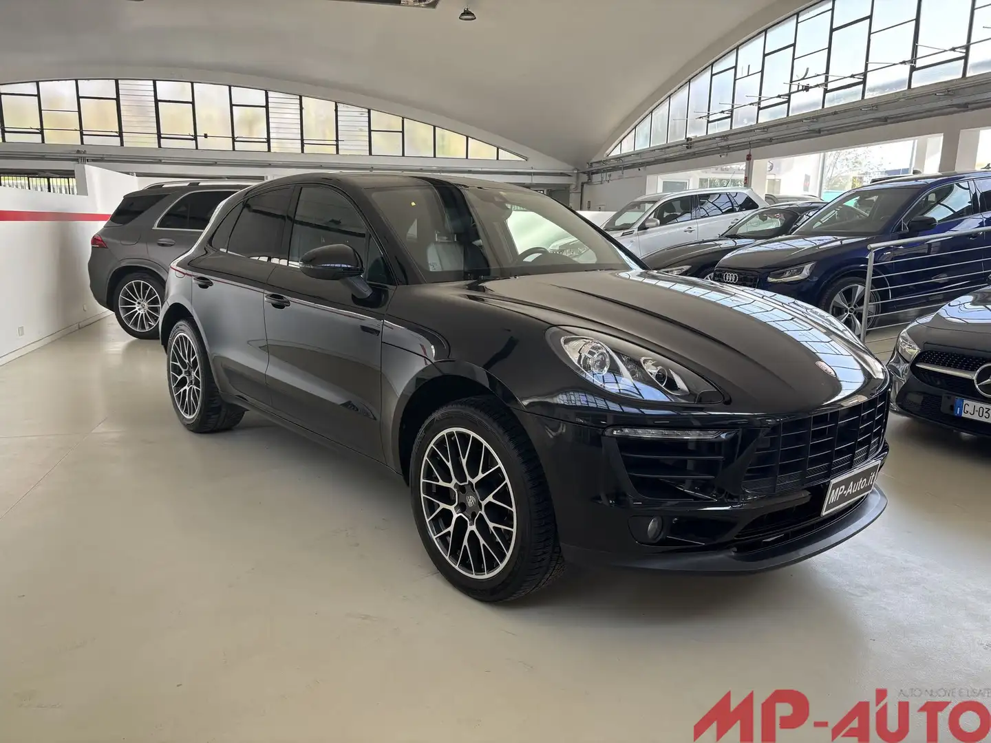 Porsche Macan 2.0 Negro - 2