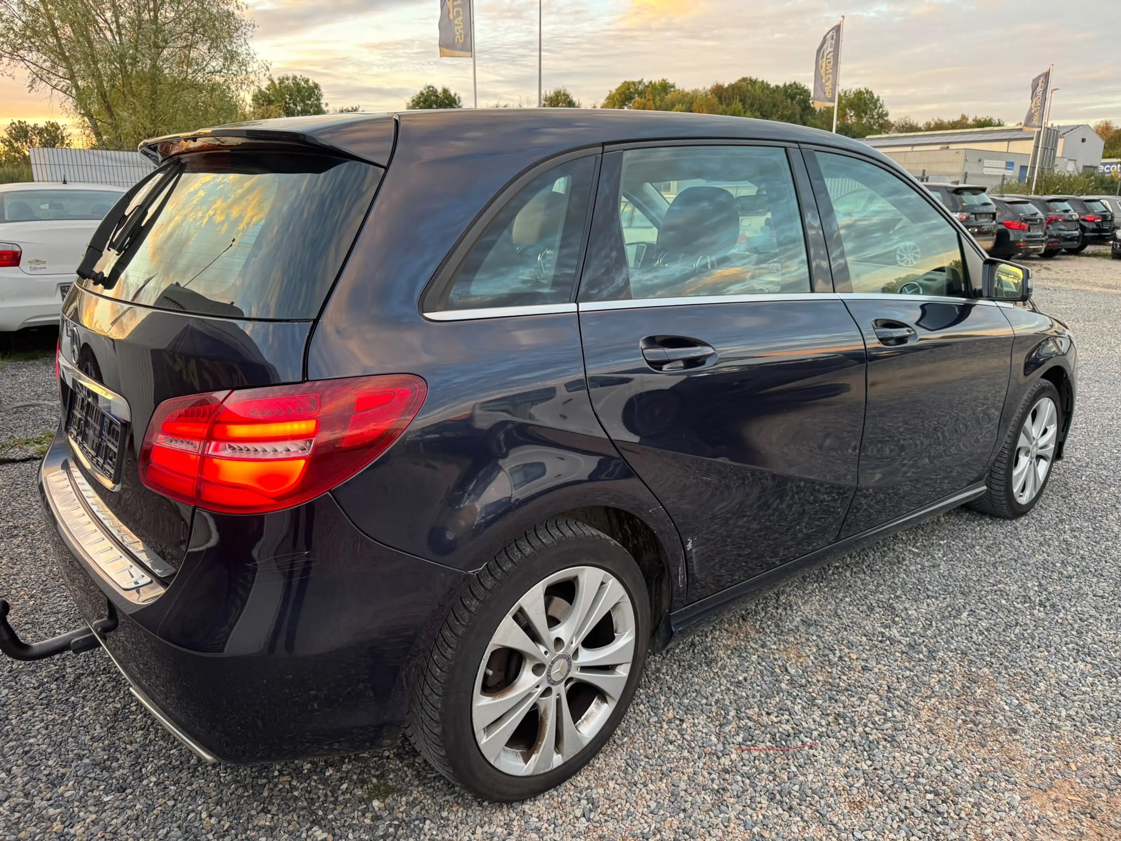 Mercedes-Benz B 200 B 200 d — photo 5