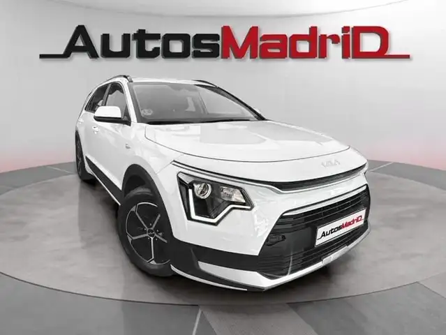 Kia Niro 1.6 GDi HEV 104kW (141CV) Concept