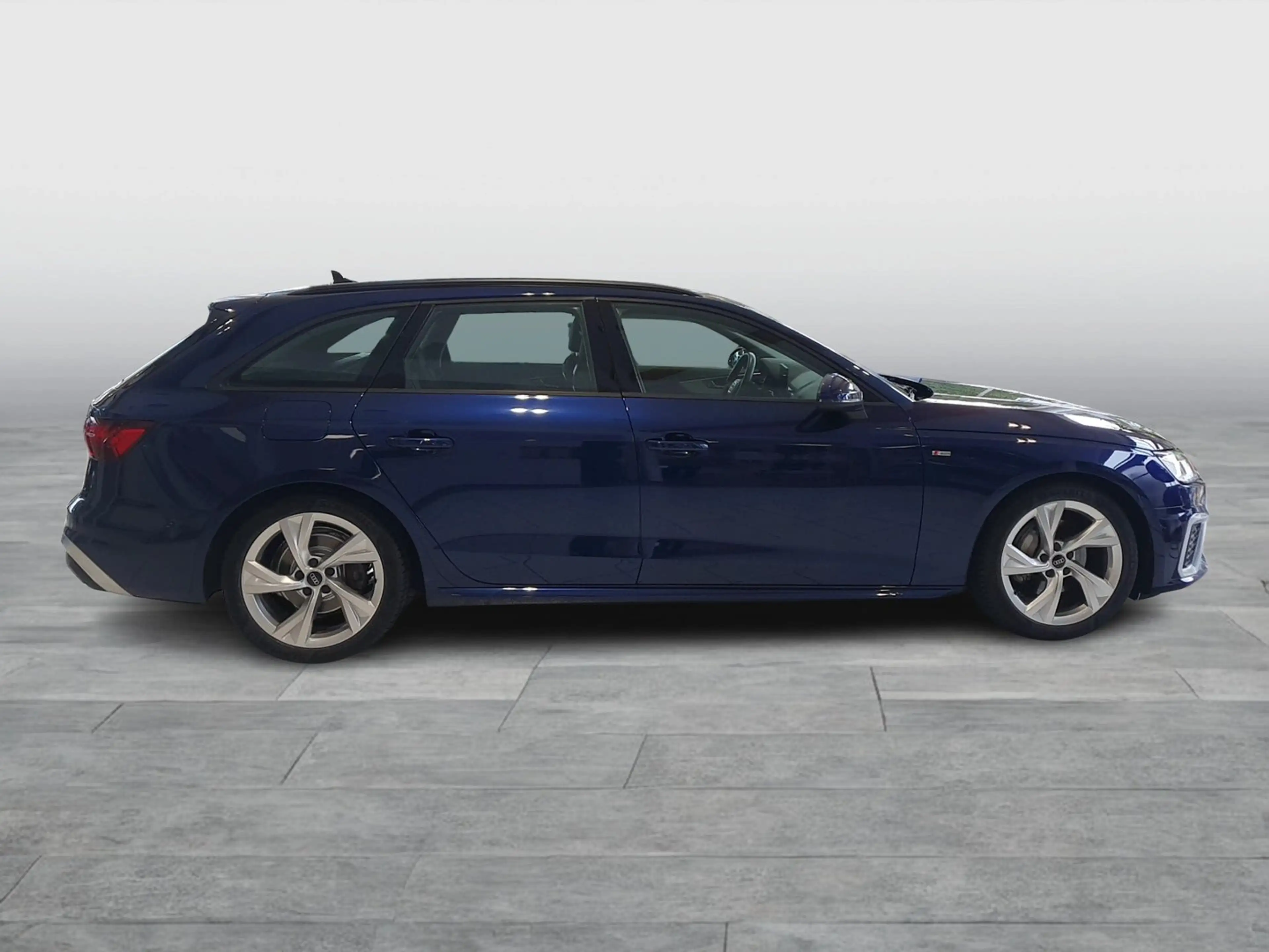 Audi A4 40 TDI quattro S line — photo 6