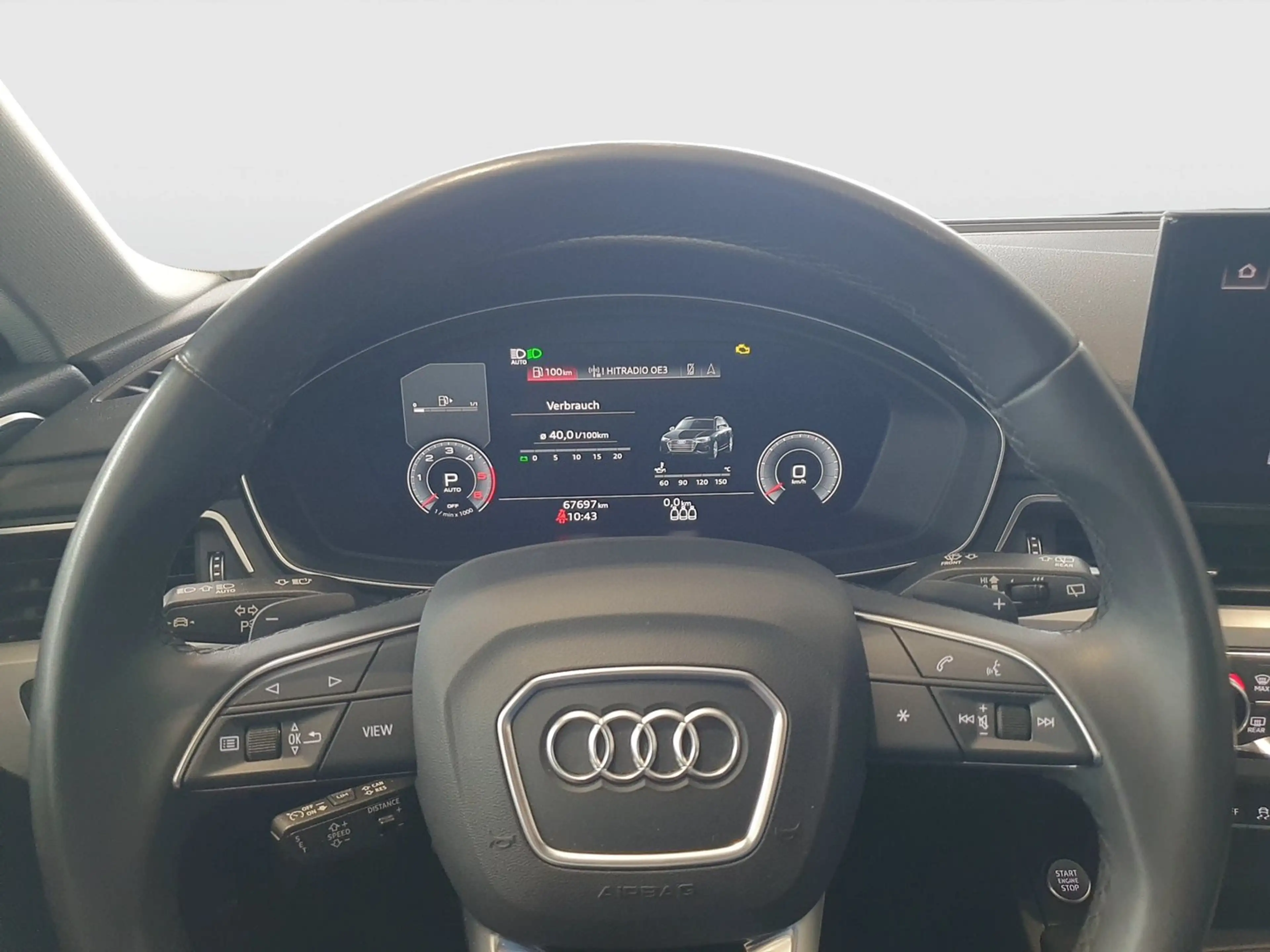 Audi A4 40 TDI quattro S line — photo 10