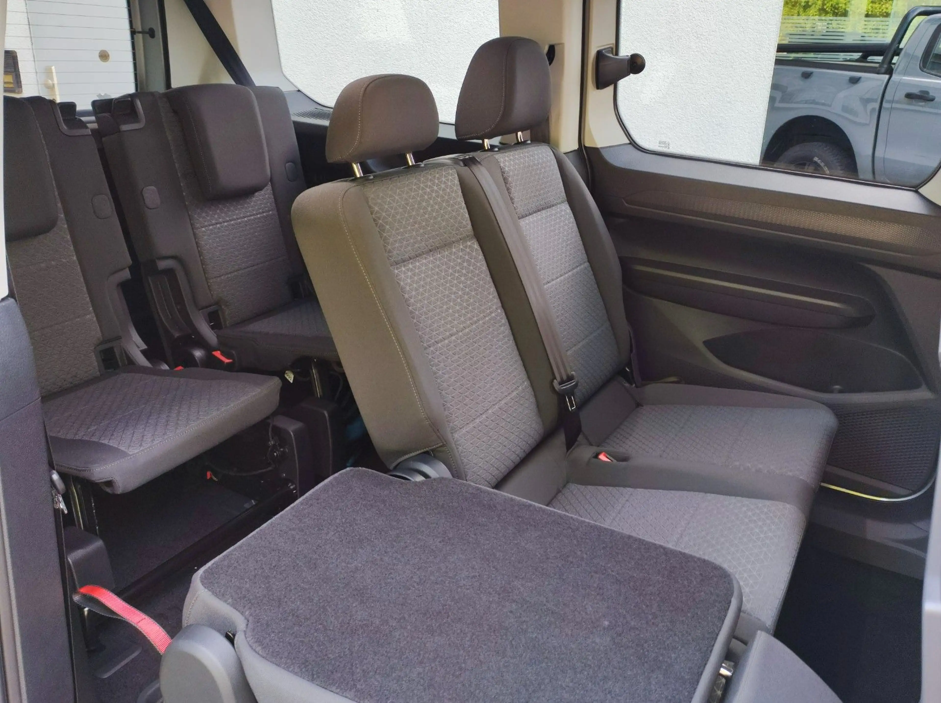 Ford Grand Tourneo Connect Titanium,LED.Navi.Winter — photo 10