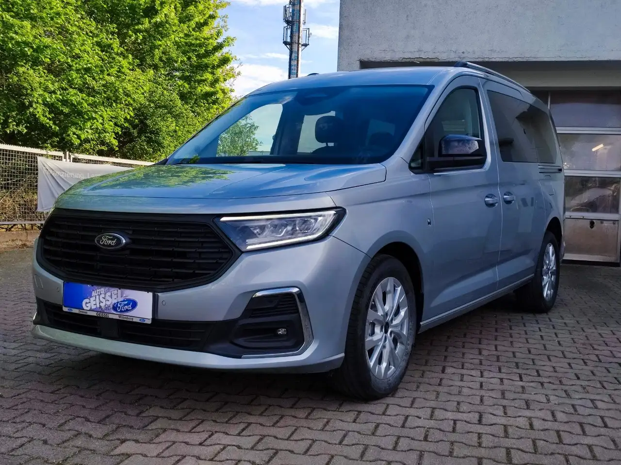 Ford Grand Tourneo 2026