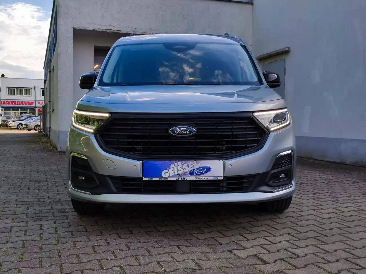 Ford Grand Tourneo 2026