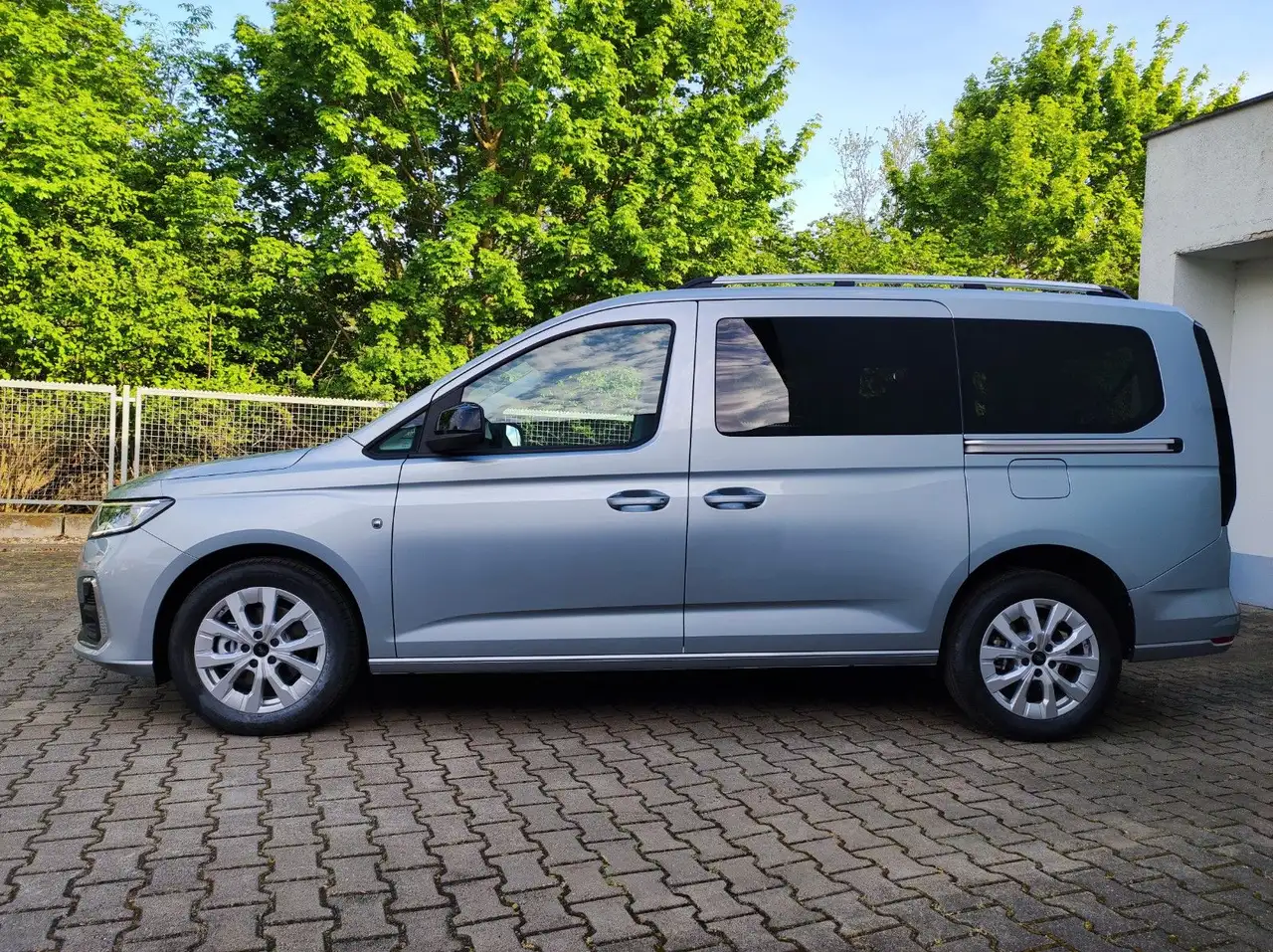 Ford Grand Tourneo 2026