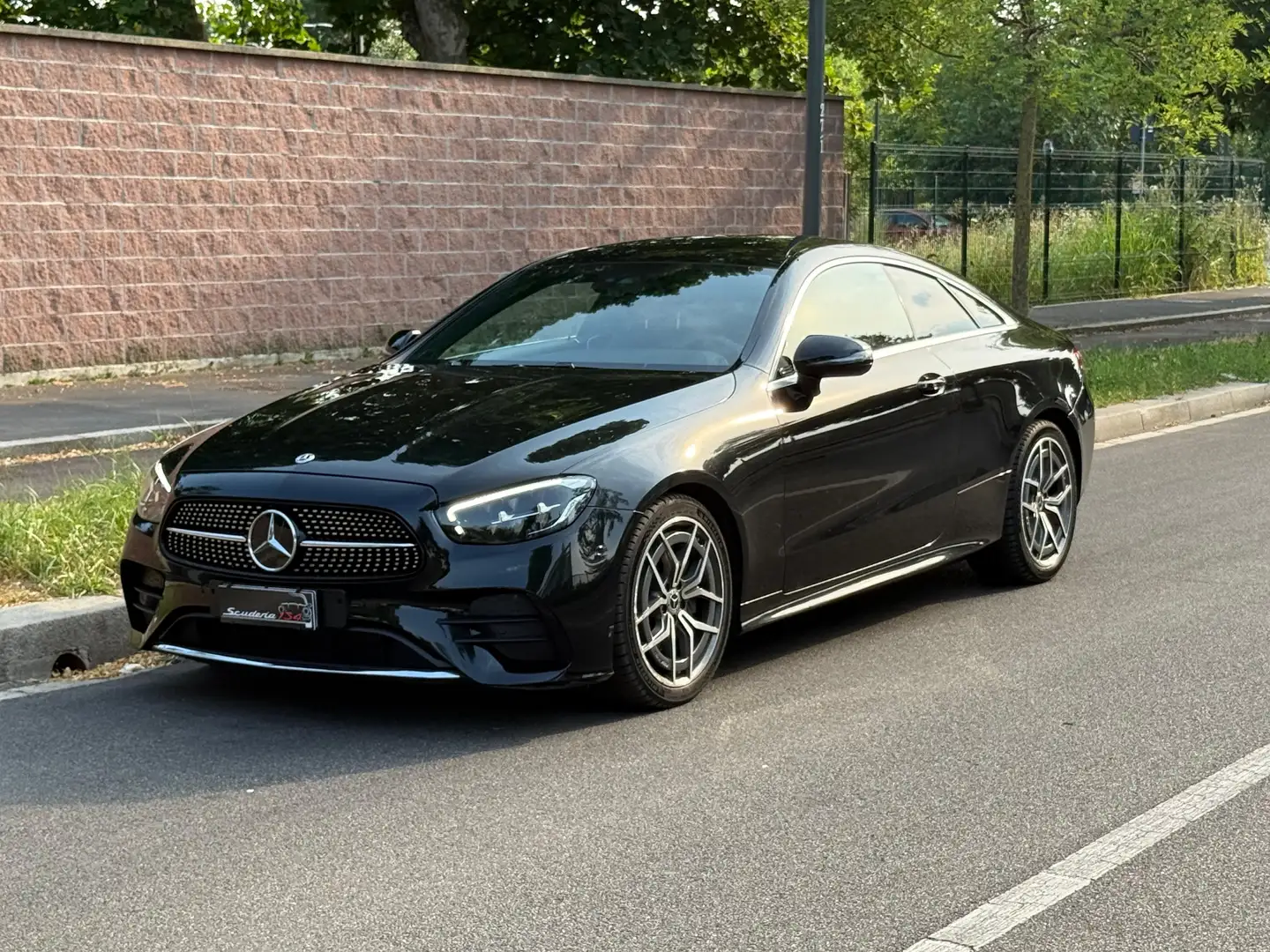 Mercedes-Benz E 300 Premium Plus Nero - 1