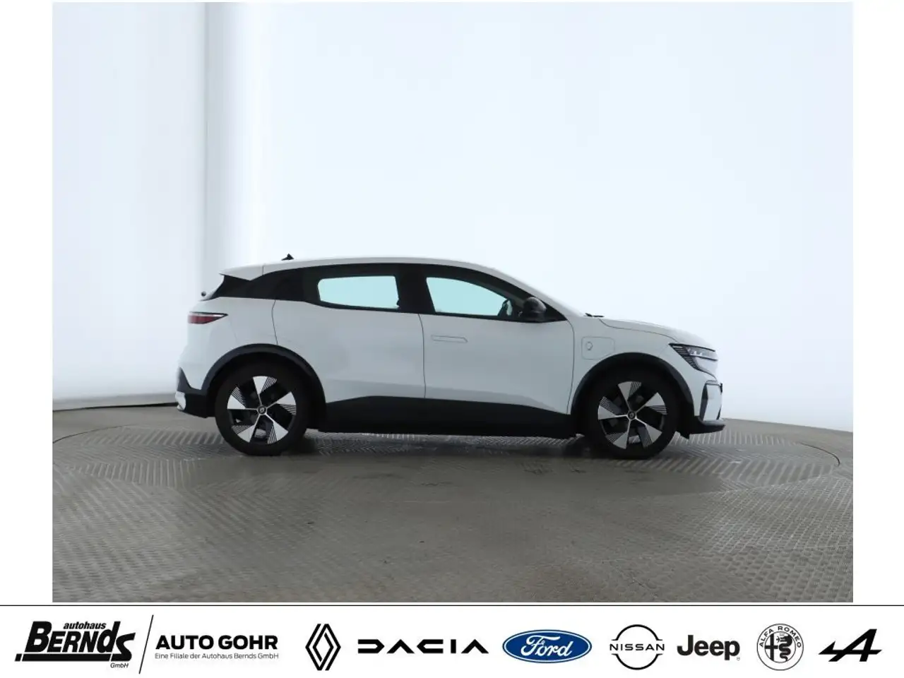 Renault Megane E-Tech EV40 130hp boost charge Equilibre AUTOMATIK KLIMA. 24