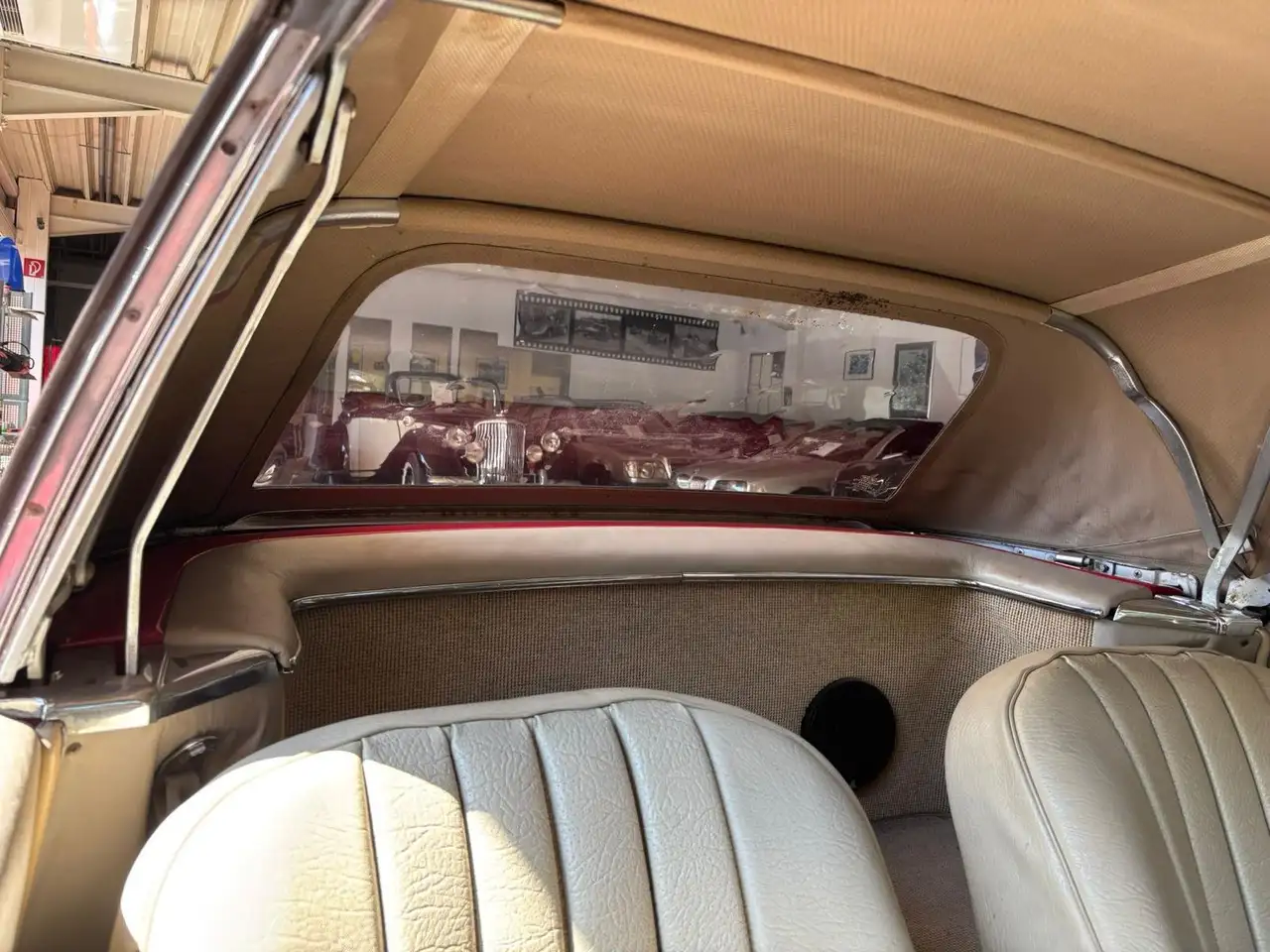 Mercedes-Benz SL 230 Bild 14