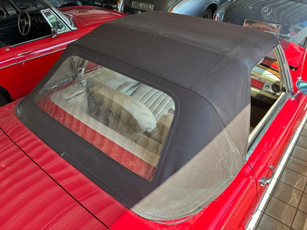 Mercedes-Benz SL 230 Bild 13
