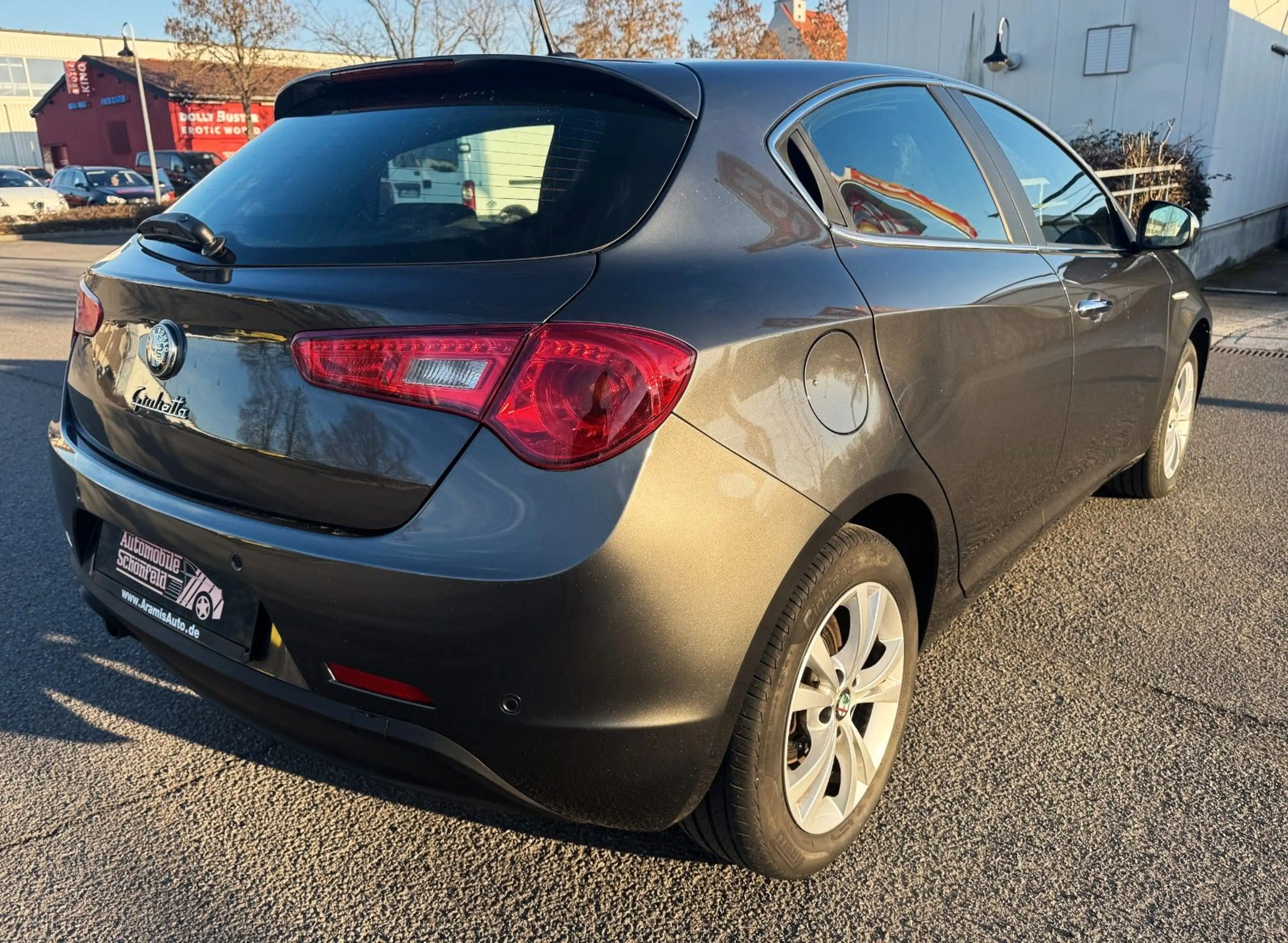Alfa Romeo Giulietta Turismo — photo 6