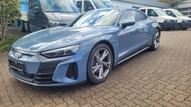 Audi e-tron GT quattro