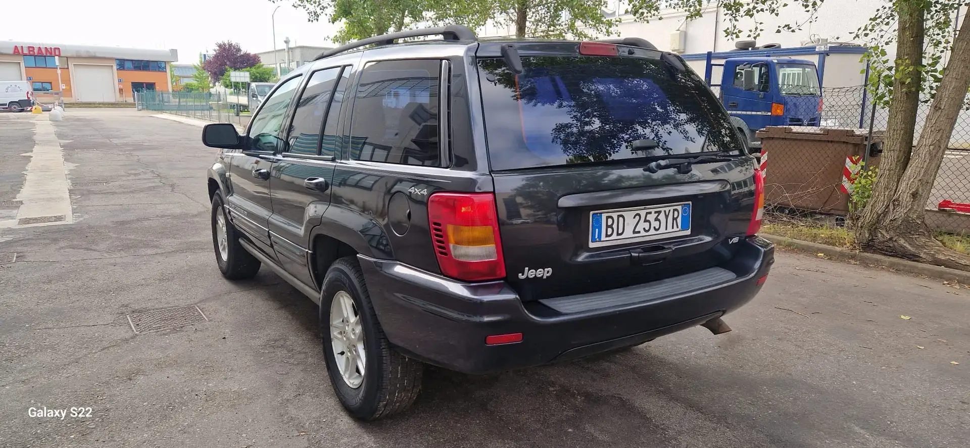 Jeep Grand Cherokee 5.9 Limited LX auto gpl - 2