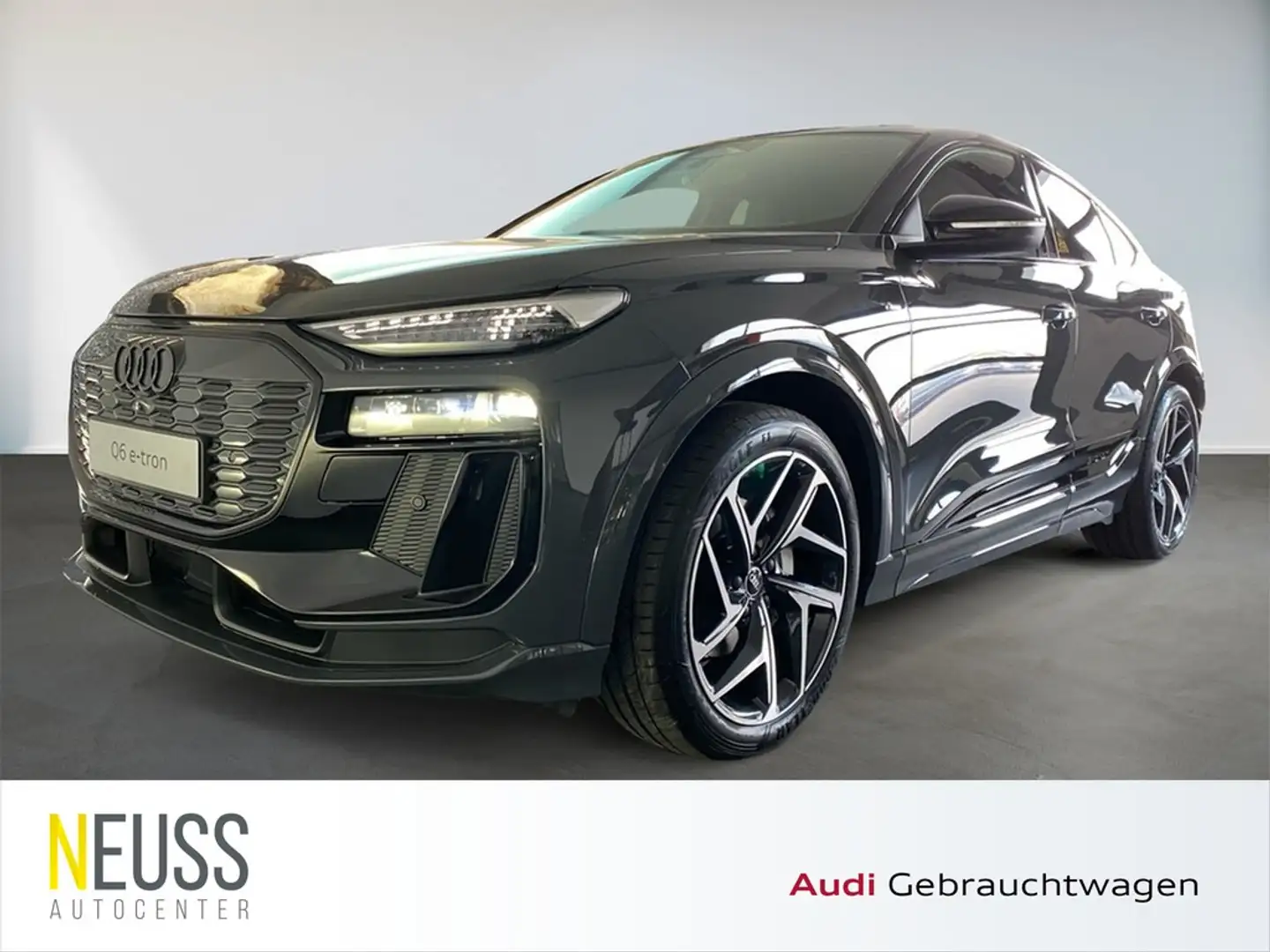 Audi e-tron quattro S line PANO+HUD+AHK+360° Grau - 1