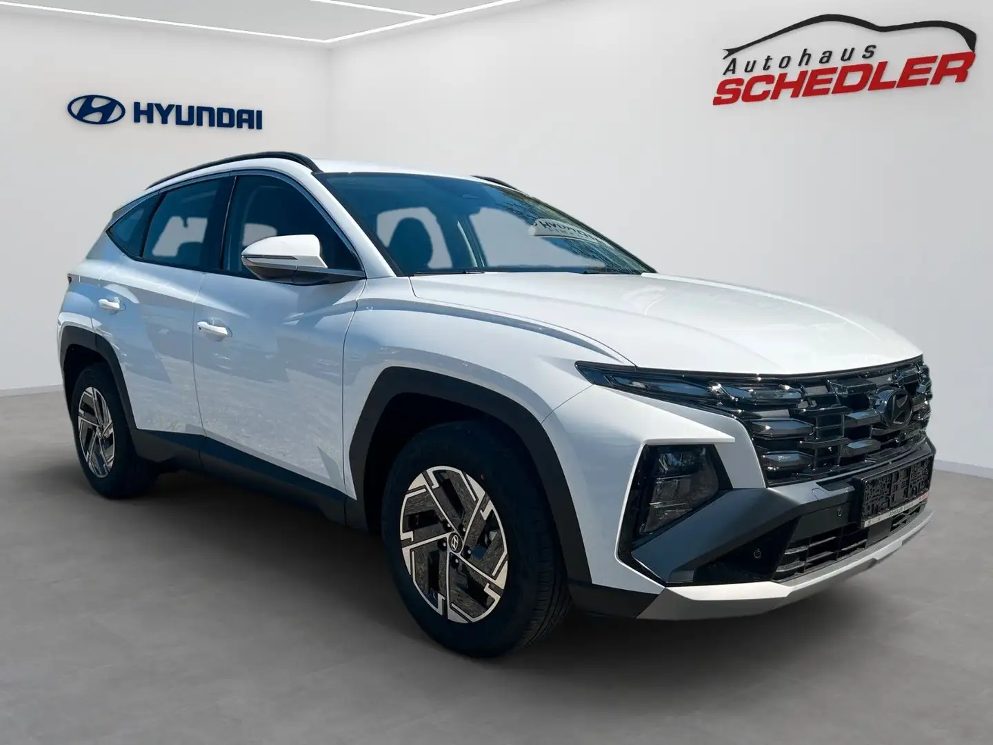 Hyundai TUCSON SELECT 1.6T-GDI 48V 160PS+DESIGNPAKET Weiß - 2