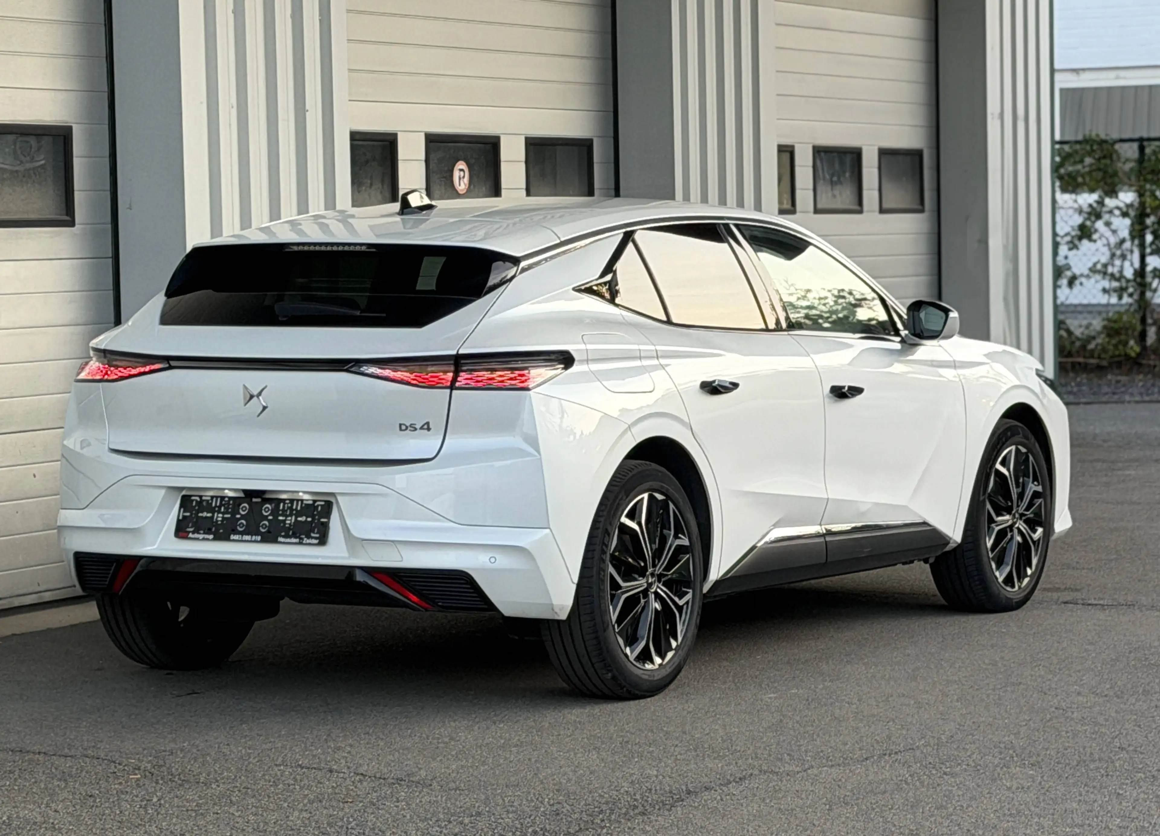 DS Automobiles DS 4 1.2 Hybrid Etoile Alcantara/Automaat/Led/360°Camera/Euro6e/Garantie — photo 10