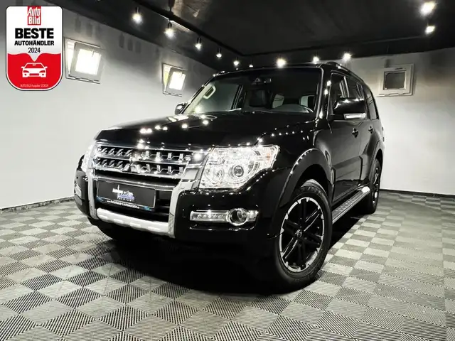 2017 Mitsubishi Pajero in Black for sale