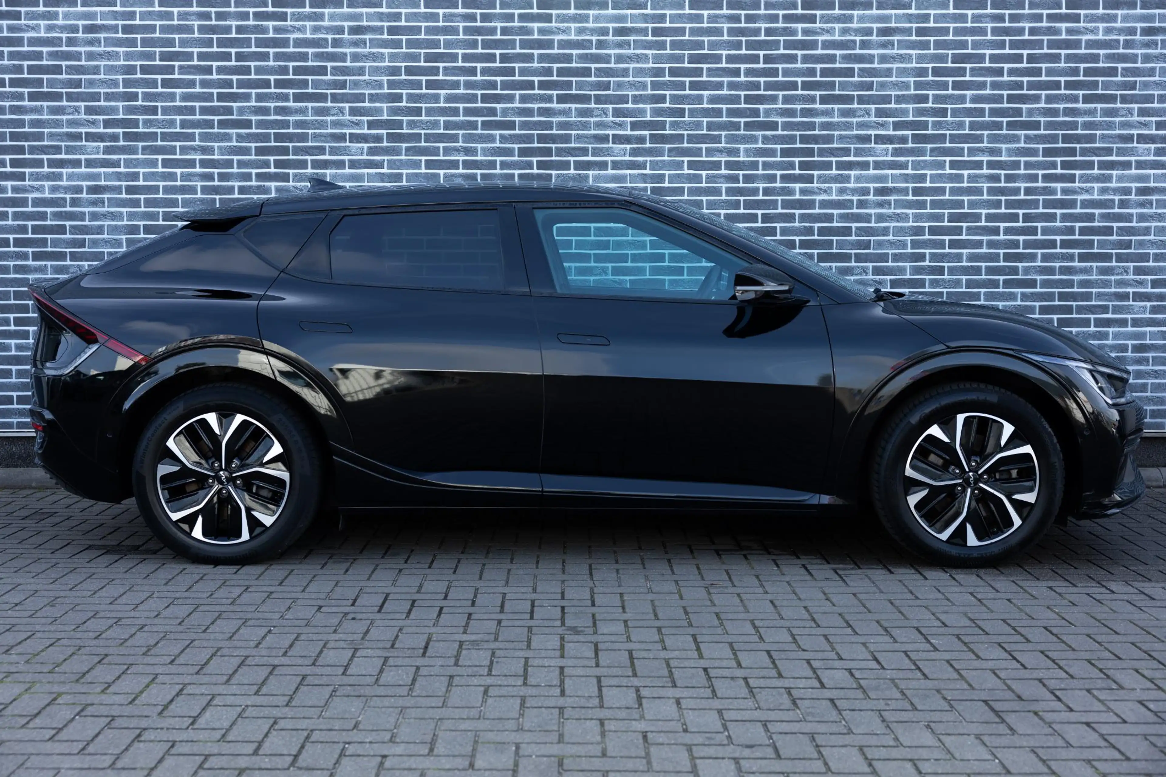 Kia EV6 GT-Line 77.4 kWh | Warmtepomp | Panoramadak | Head — photo 7