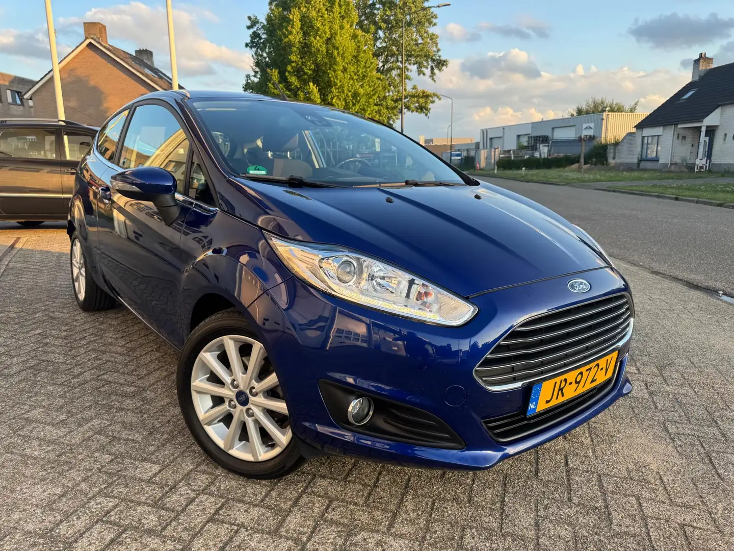 Ford Fiesta 1.0 EcoBoost Titanium Navigatie,Cruise, Parksensor Albastru - 2