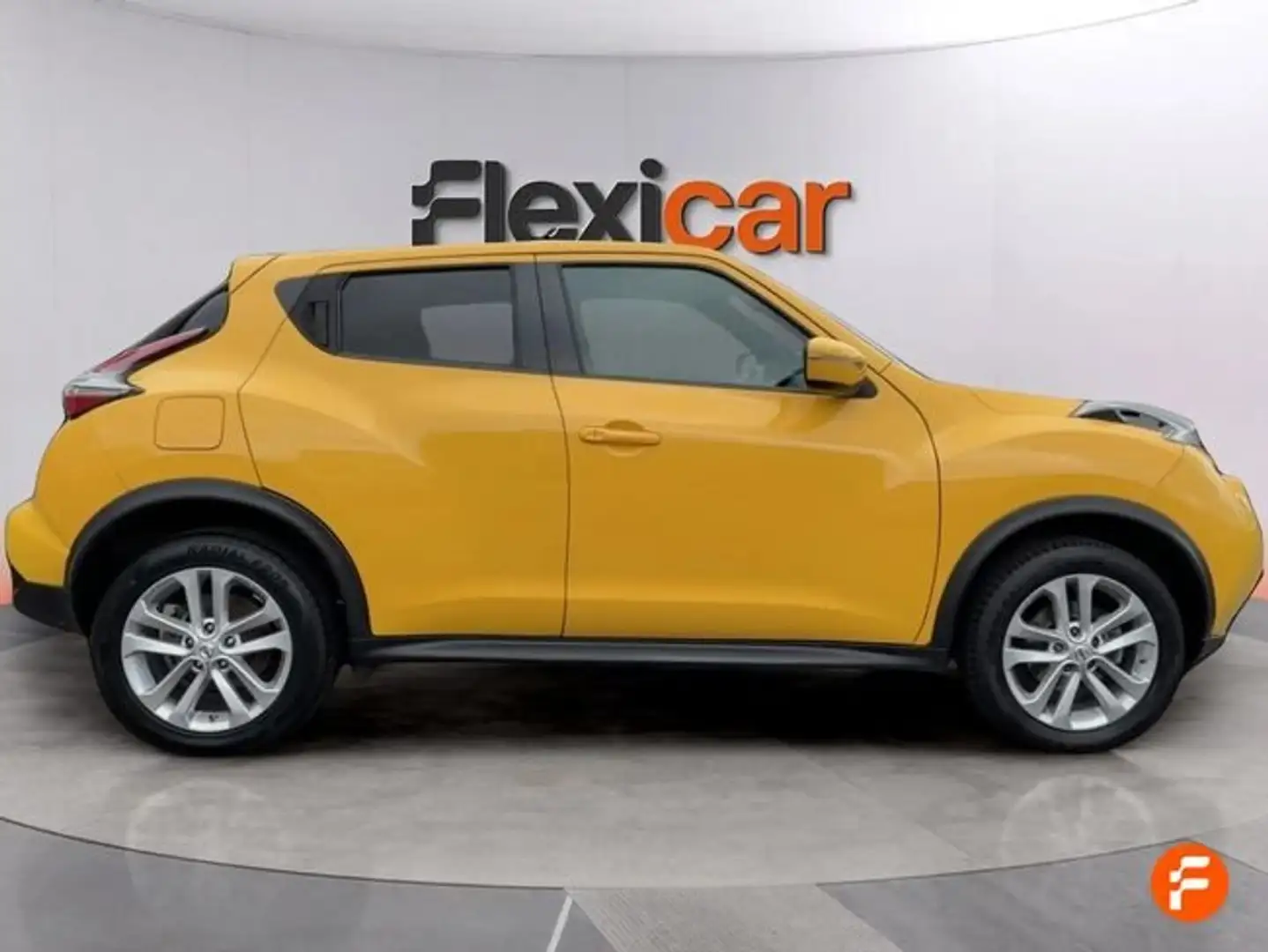 Nissan Juke 1.0 DIG-T Acenta 4x2 84kW Amarillo - 2