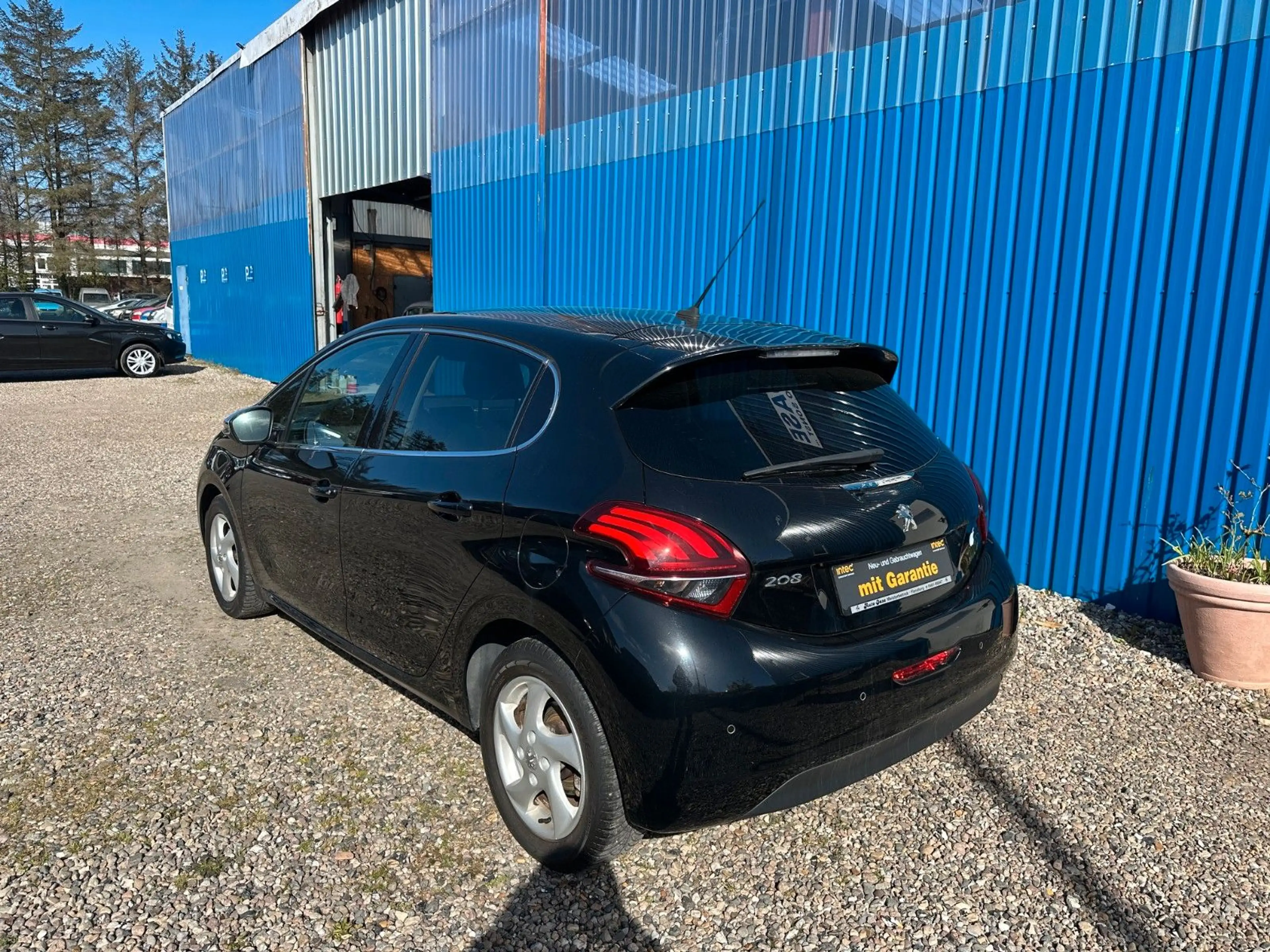 Peugeot 208 BlueHDi 100 Allure**1.Hand*Panorama*Kamera** — photo 6