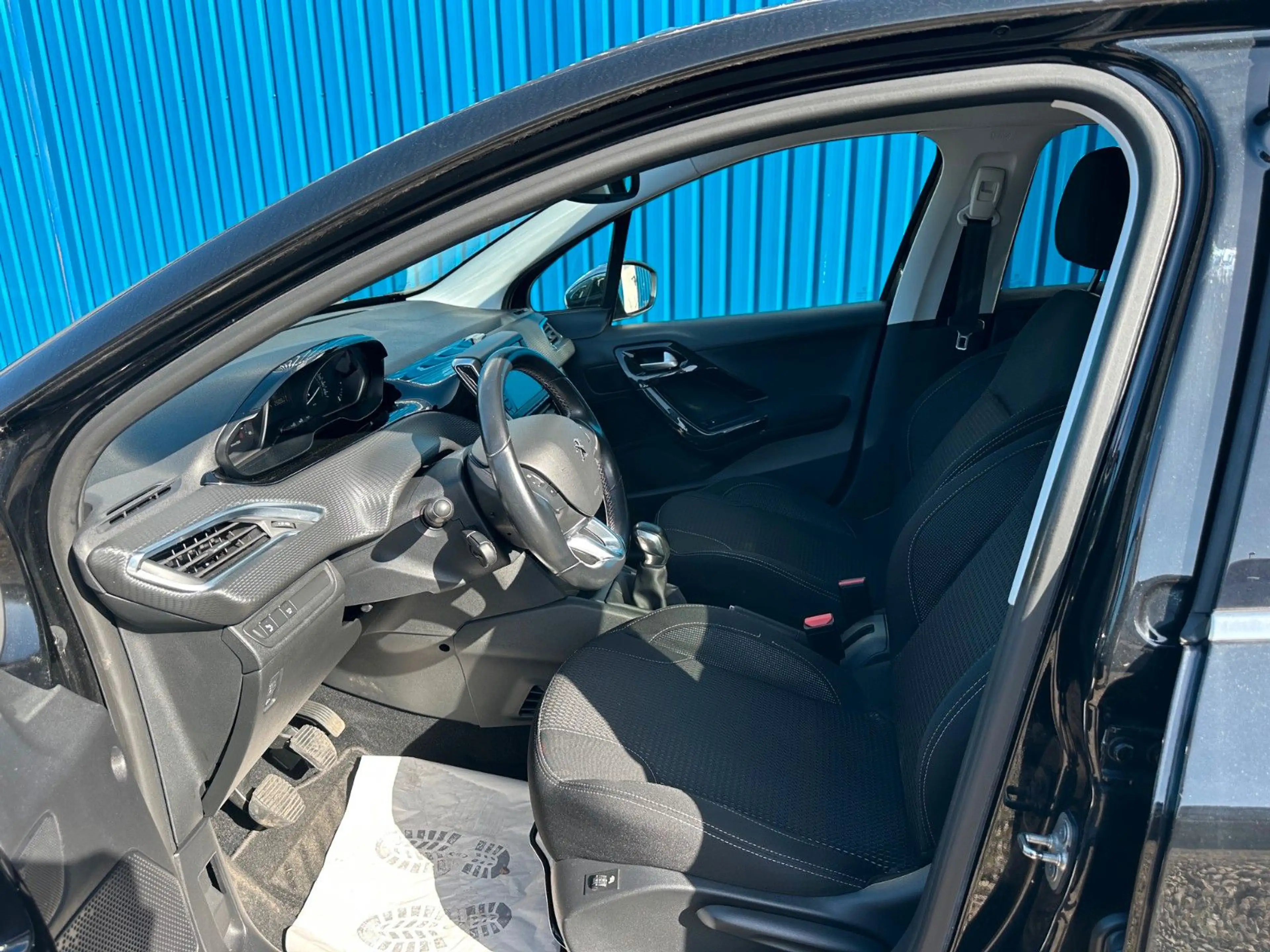 Peugeot 208 BlueHDi 100 Allure**1.Hand*Panorama*Kamera** — photo 7