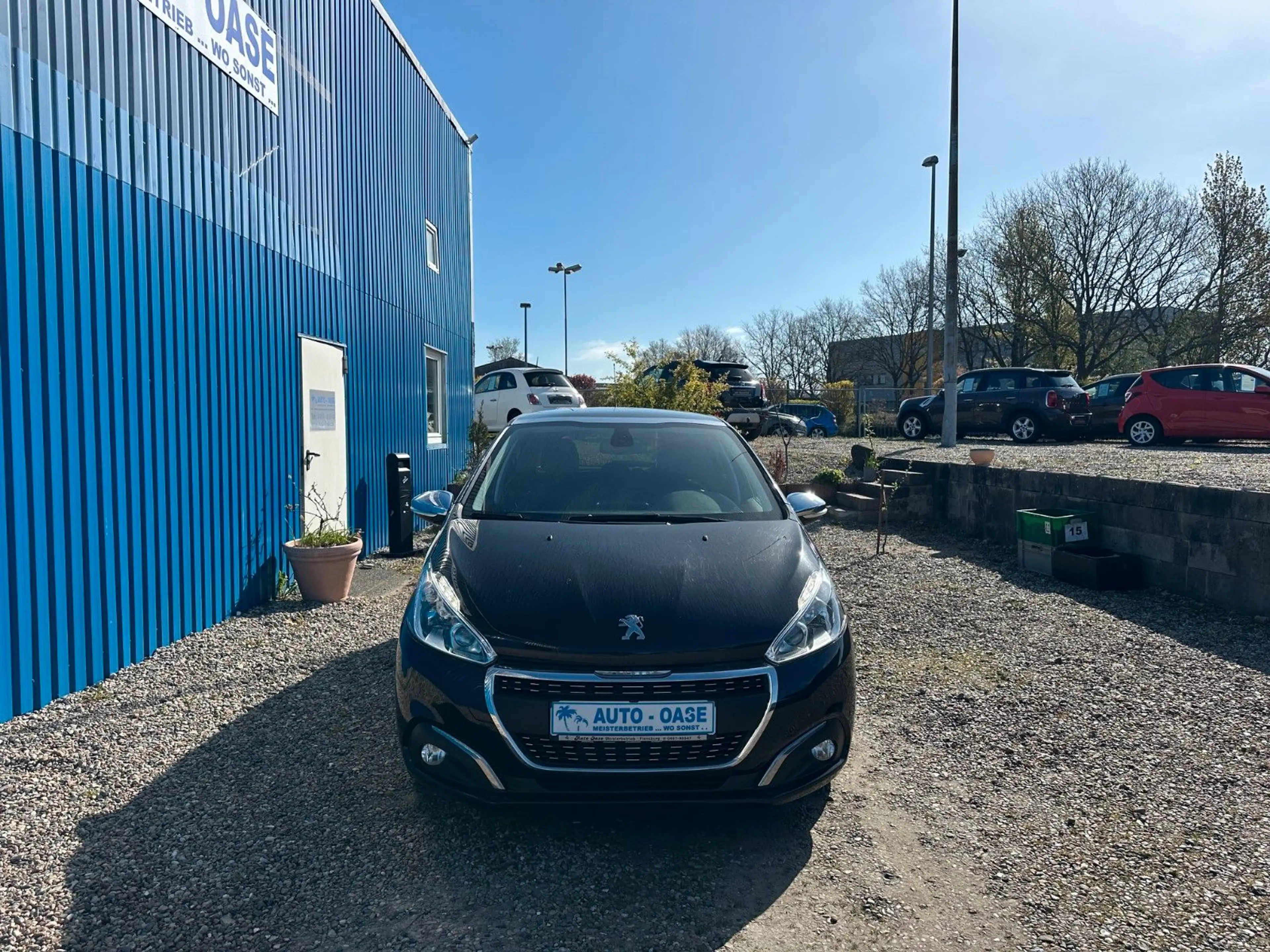Peugeot 208 BlueHDi 100 Allure**1.Hand*Panorama*Kamera** — photo 2