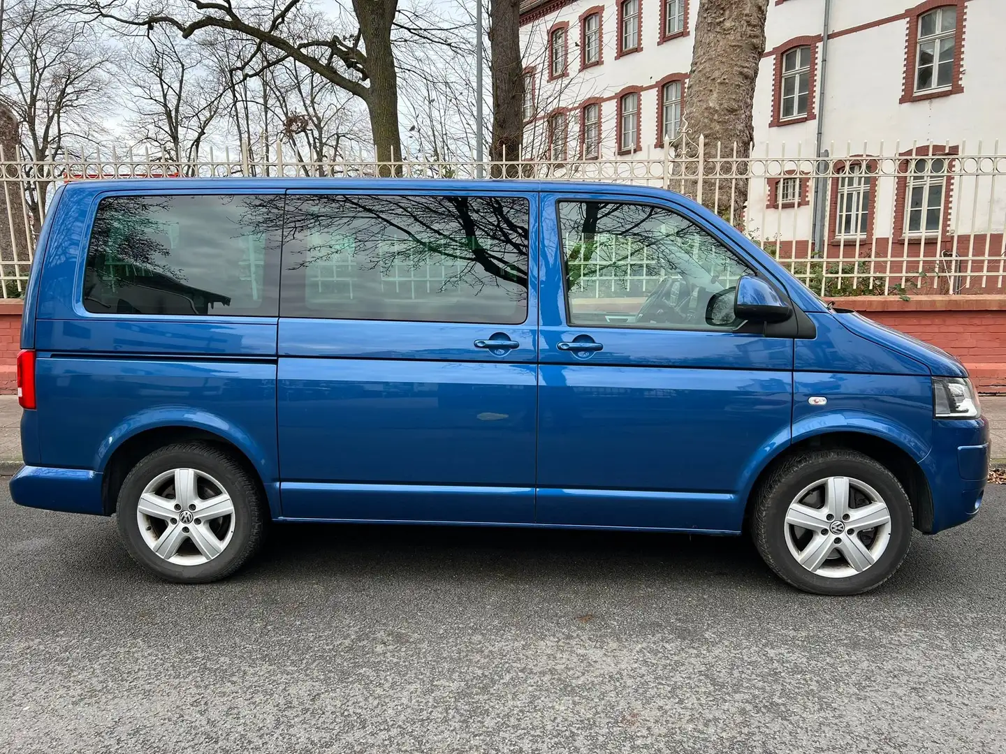 Volkswagen T5 Multivan Multivan Comfortline Blau - 2