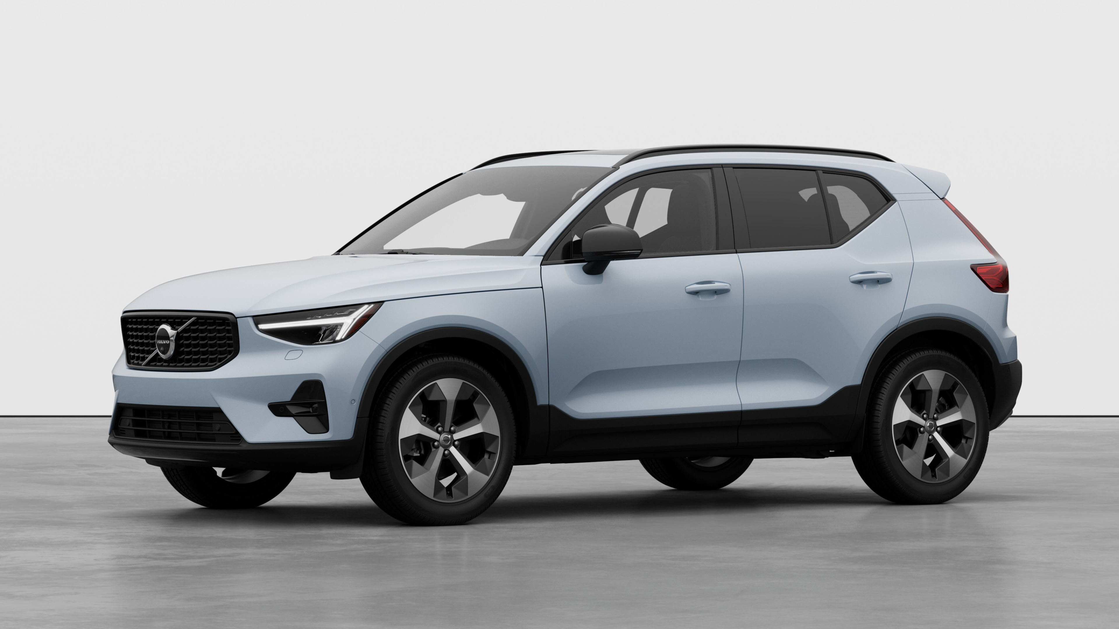  2026 Volvo XC40 B5 Plus AWD   
