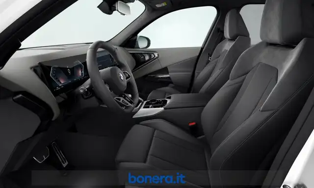 BMW X3 view 4