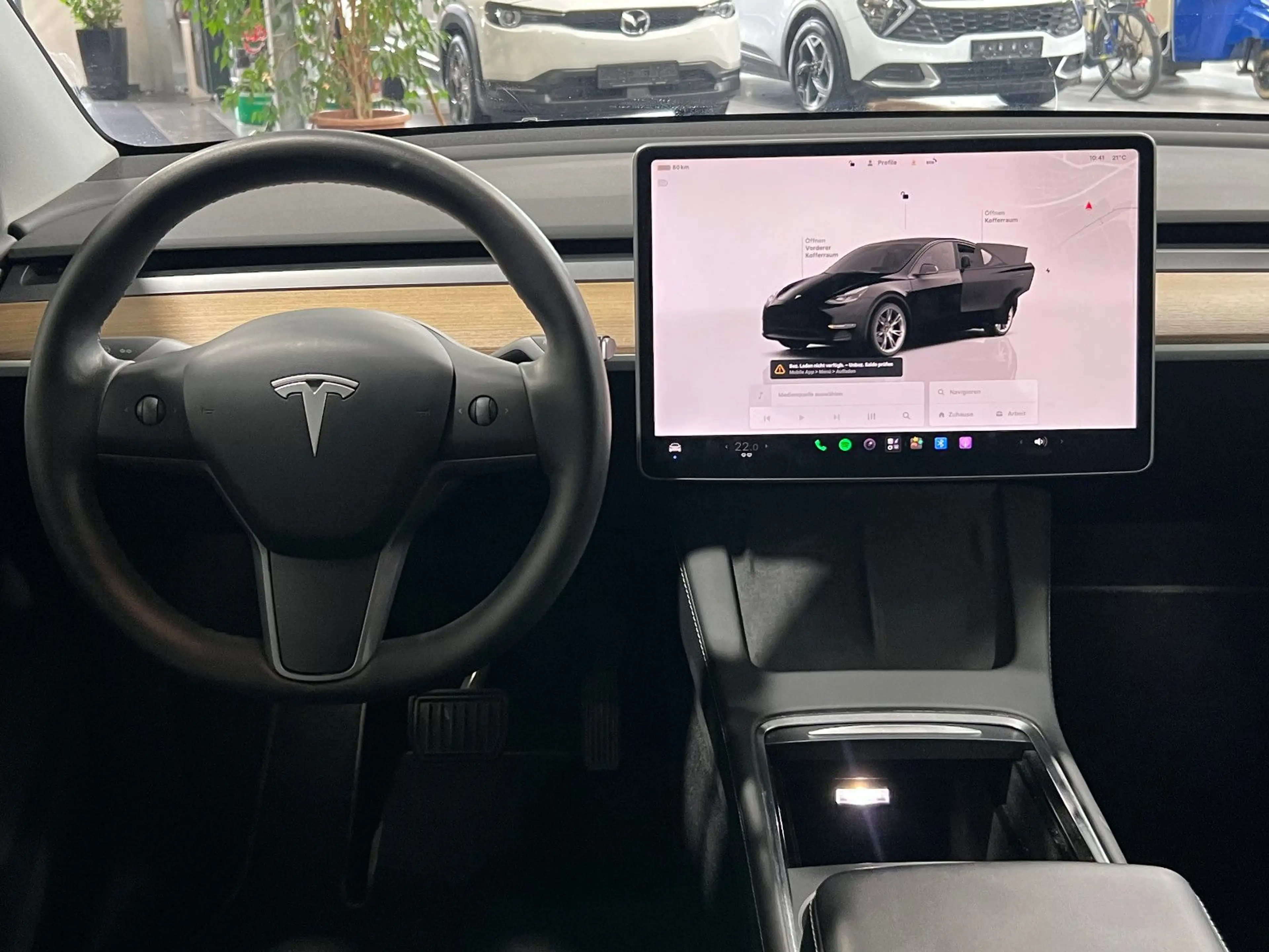 Tesla Model Y Long Range Dual AWD **Leder*Navi*LED** — photo 15