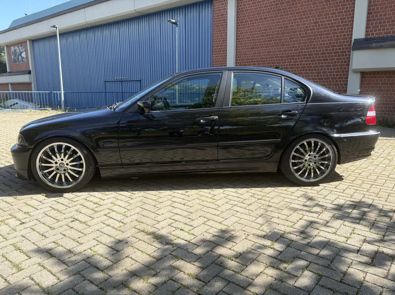 BMW 320d, foto 2