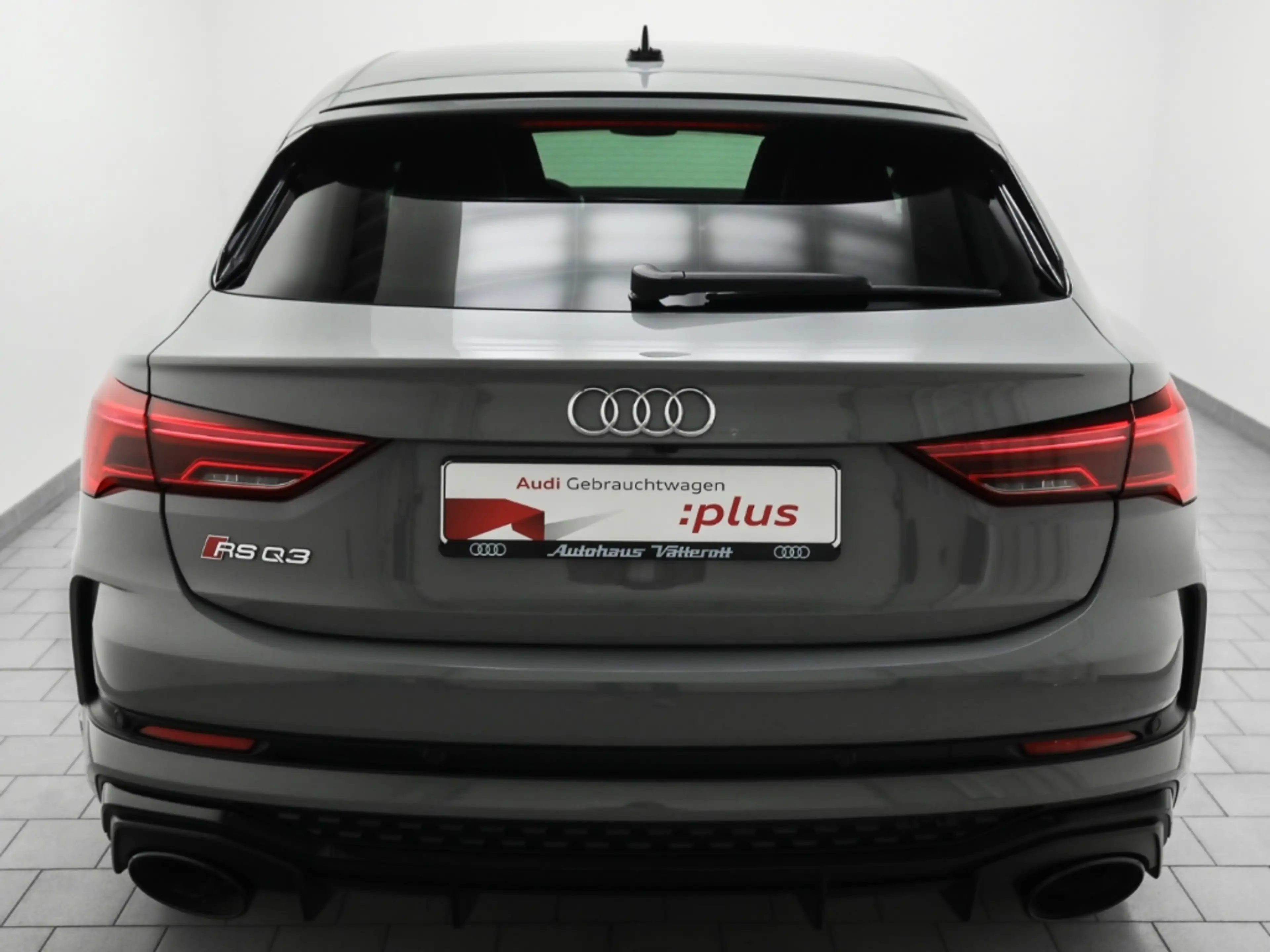 Audi RS Q3 Sportback AHK Navi RS-Sportsitze Leder Wabe — photo 5