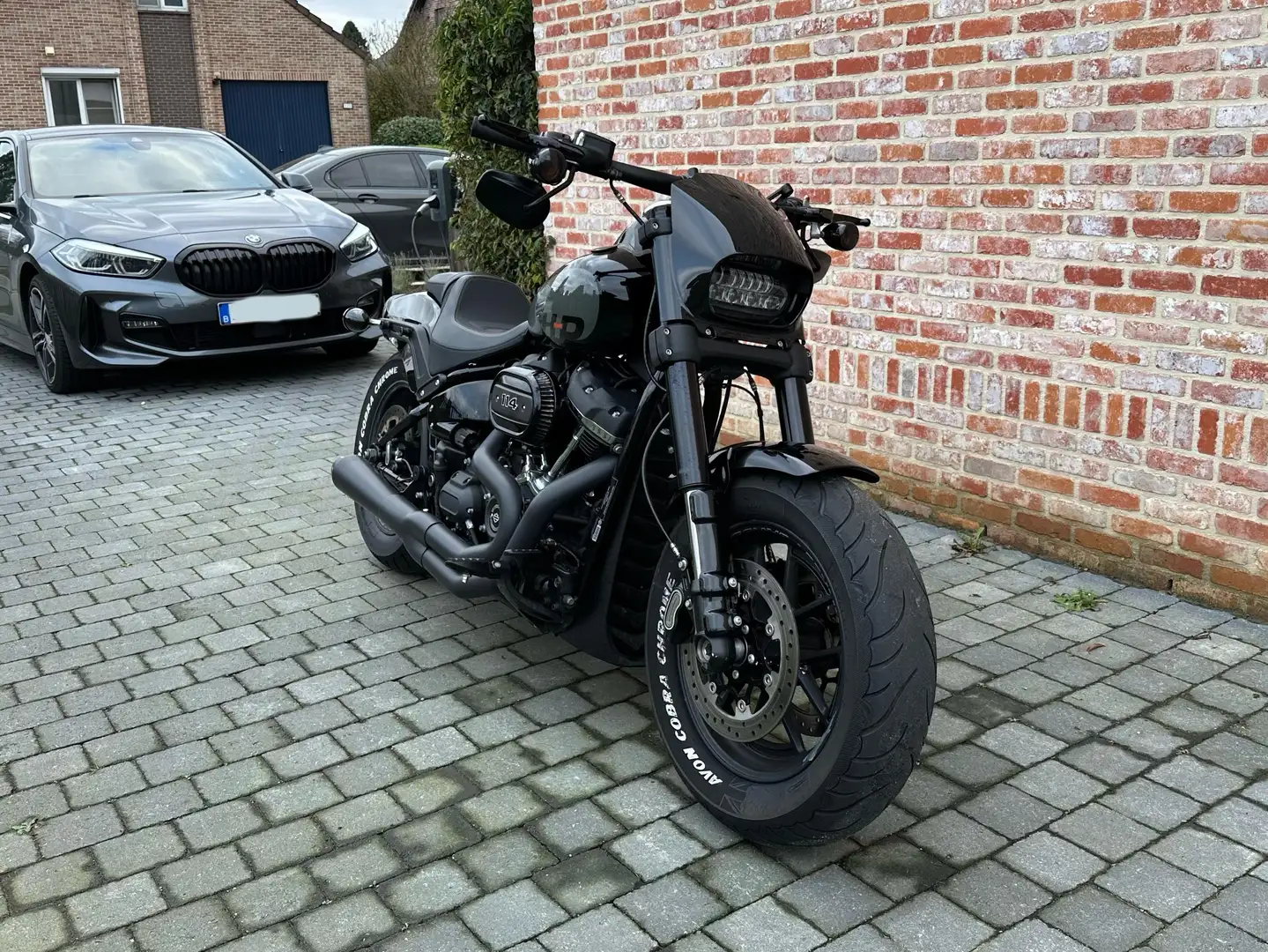 Harley-Davidson Fat Bob 114 (FXFBS) Černá - 2