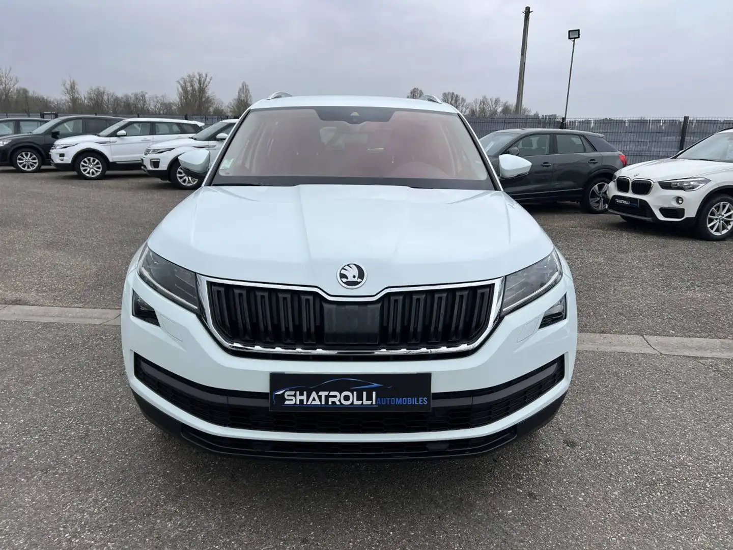 Skoda Kodiaq 2.0 TDI 190ch STYLE 4x4 DSG7 1erMain Cuir GPS Caméra CarPlay Blanc - 2