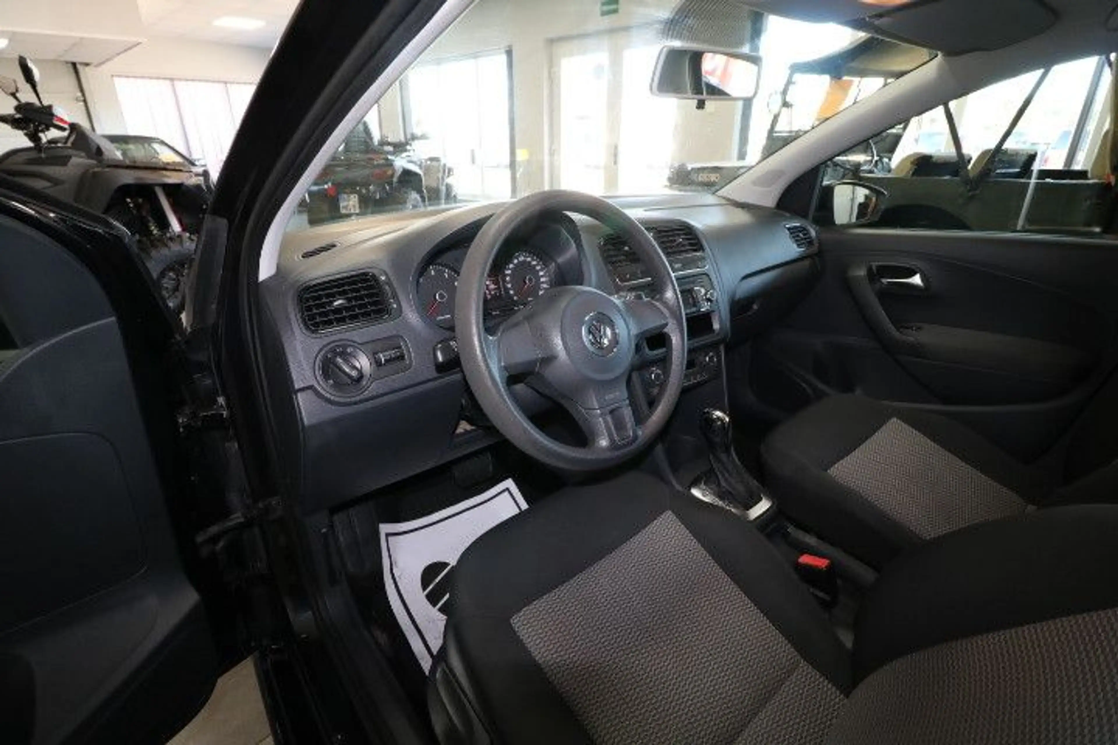 Volkswagen Polo V Automatik DSG — photo 10