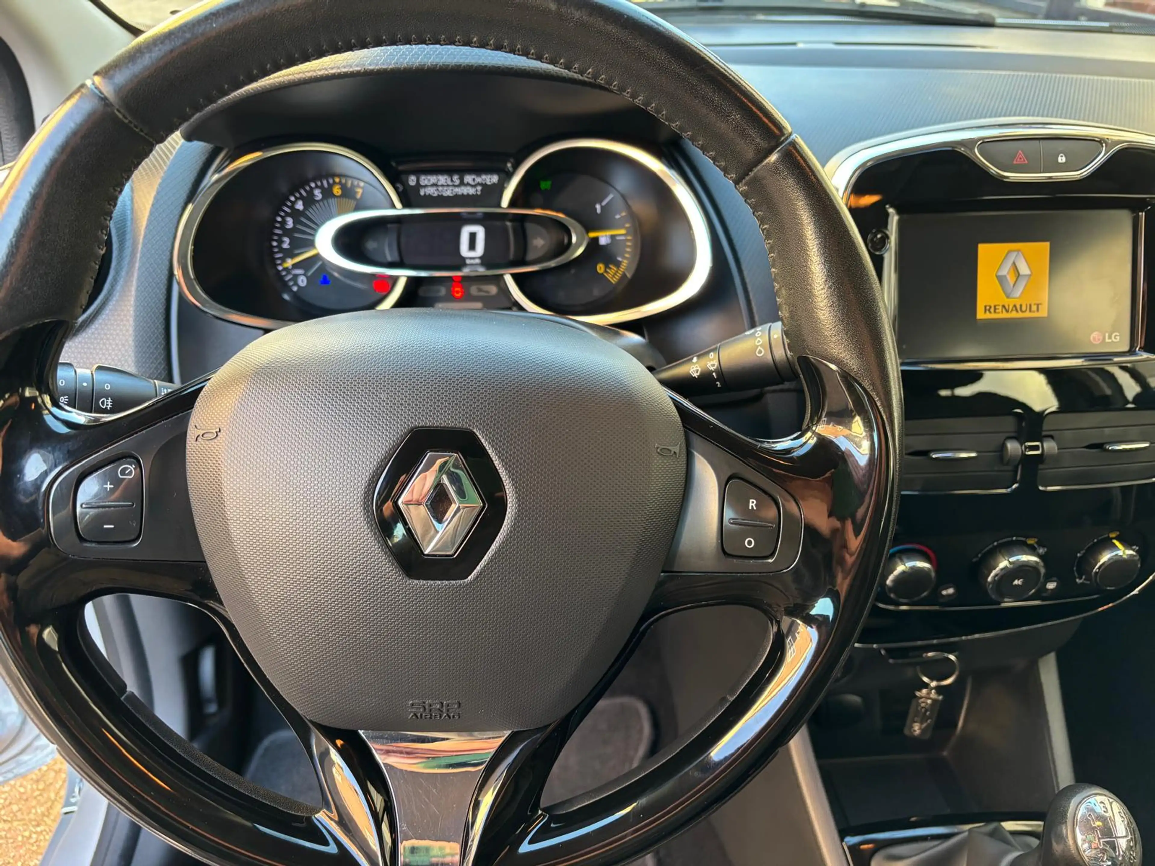 Renault Clio Energy TCe 90pk — photo 8