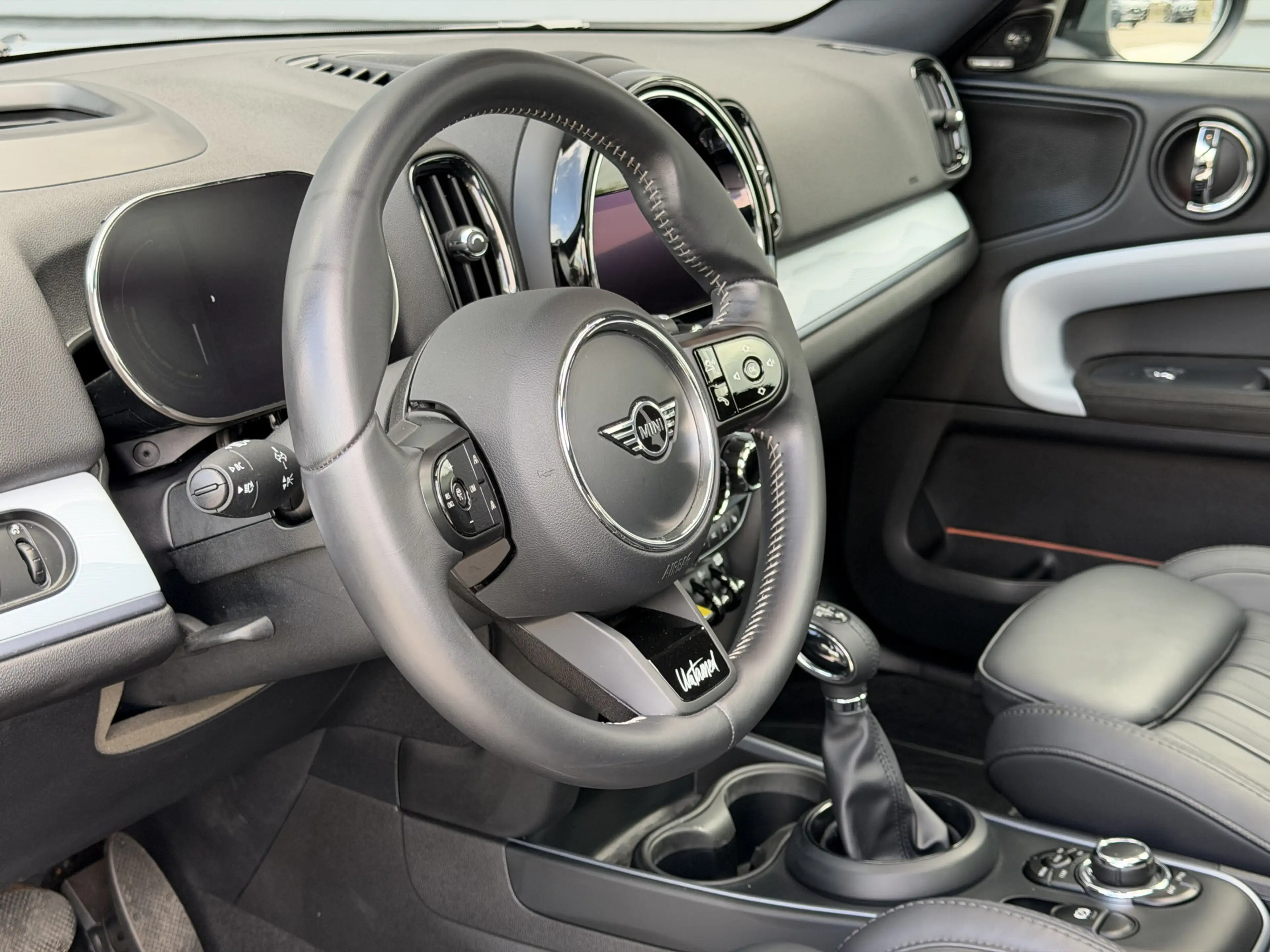 MINI Cooper SE Countryman 1.5 ALL4 Untamed Edition | Head-Up | Leder | Panor — photo 6