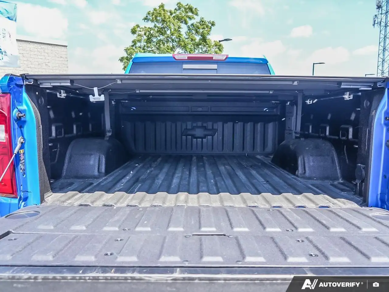 Chevrolet Silverado 1500 photo Chevrolet Silverado 1500